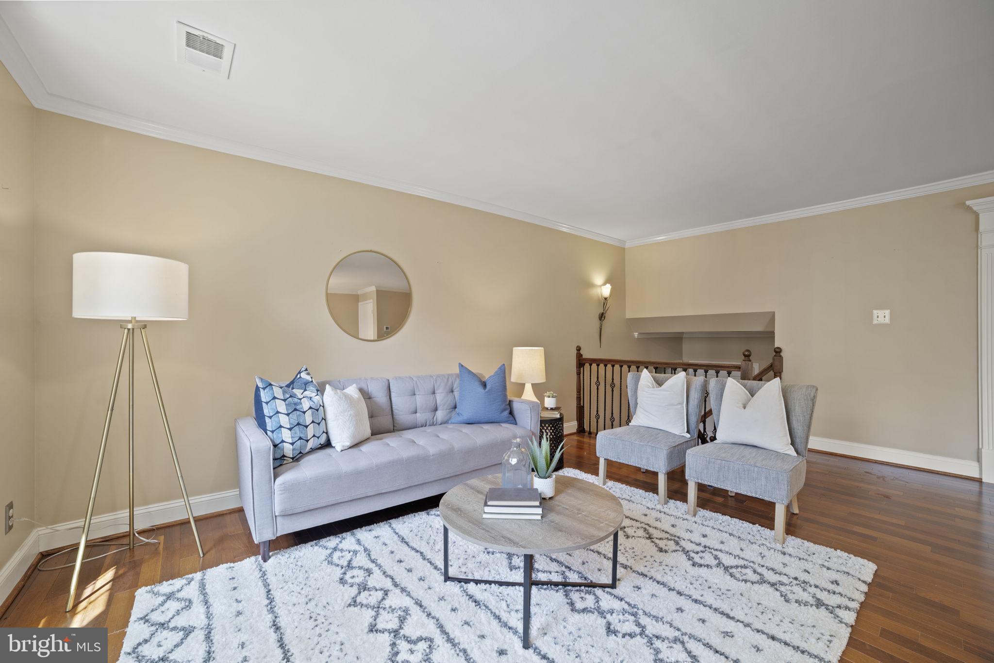 GRAYS POINTE - Residential