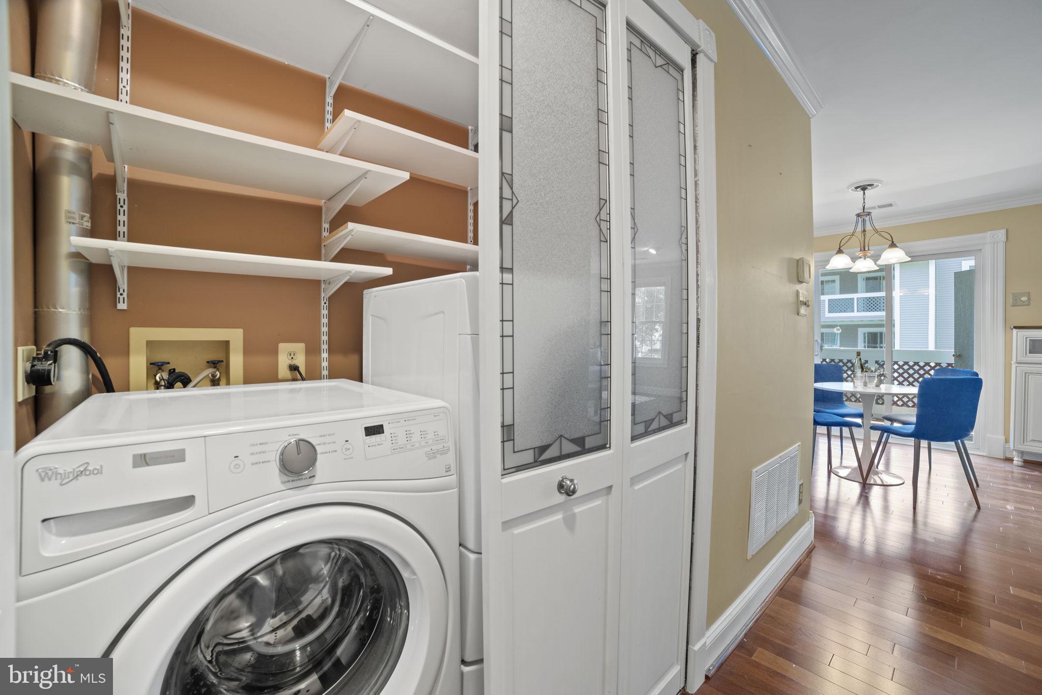 GRAYS POINTE - Residential