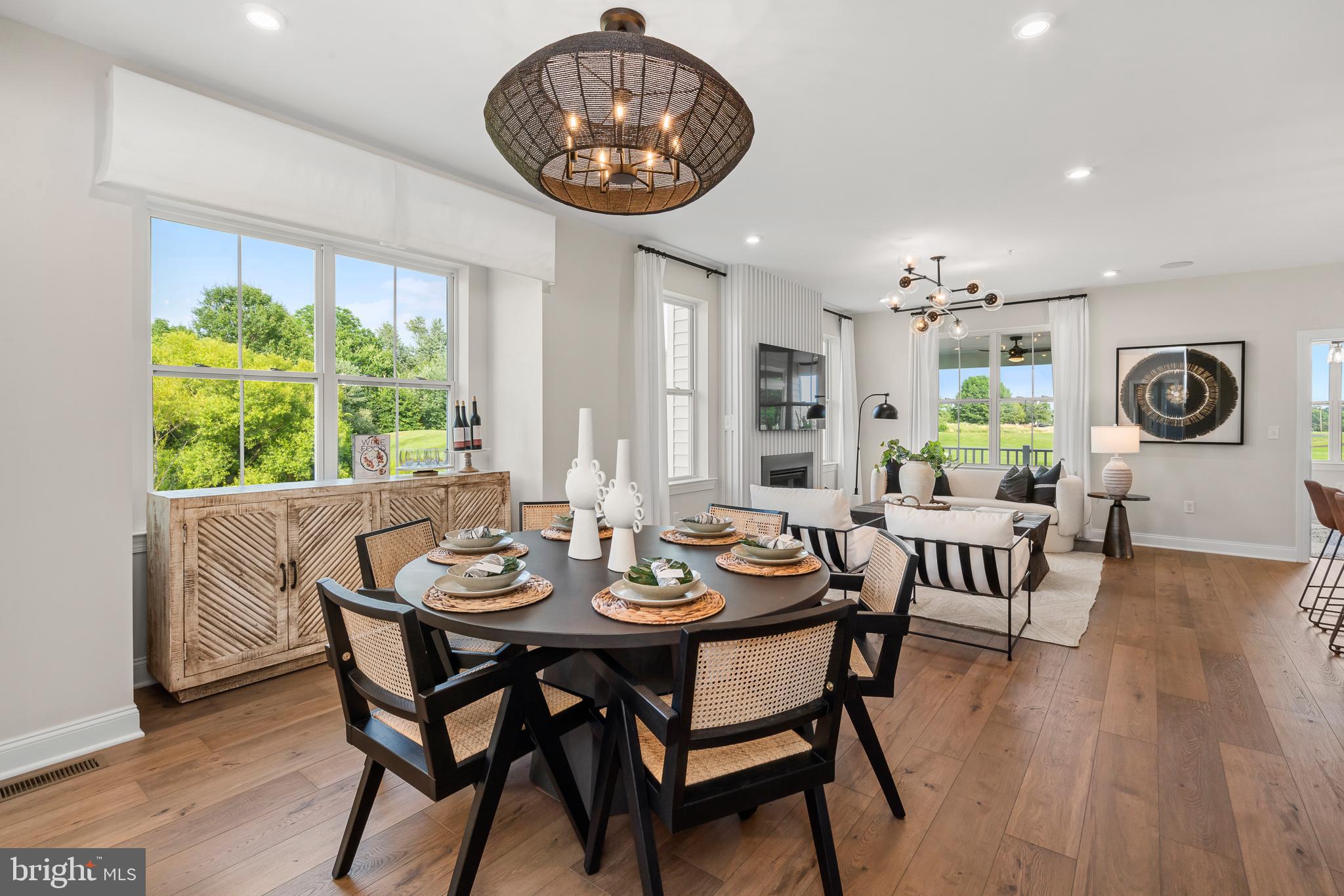 MASON SQUARE - Residential