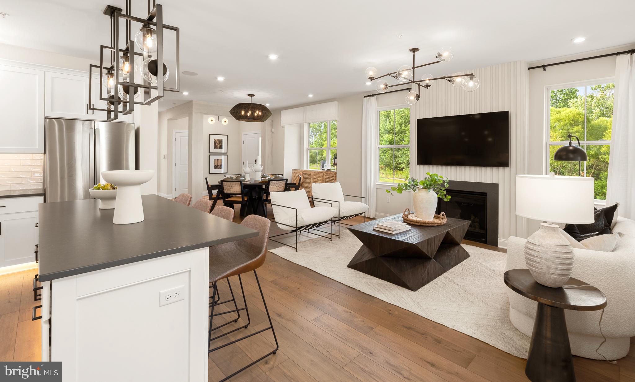 MASON SQUARE - Residential