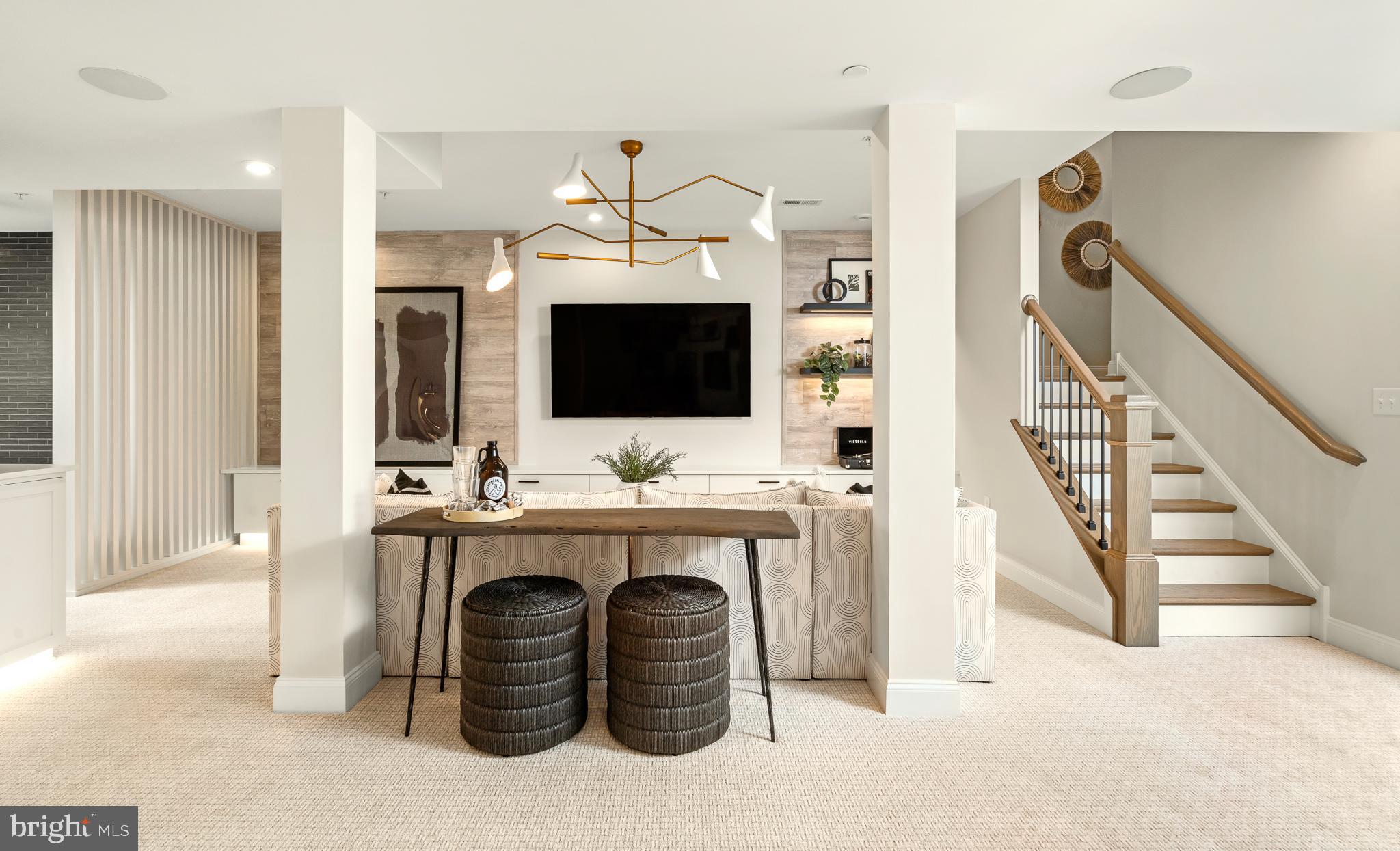 MASON SQUARE - Residential