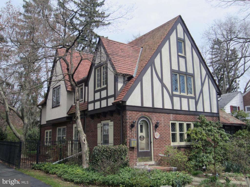 SCHOOL LANE HILLS - Residential