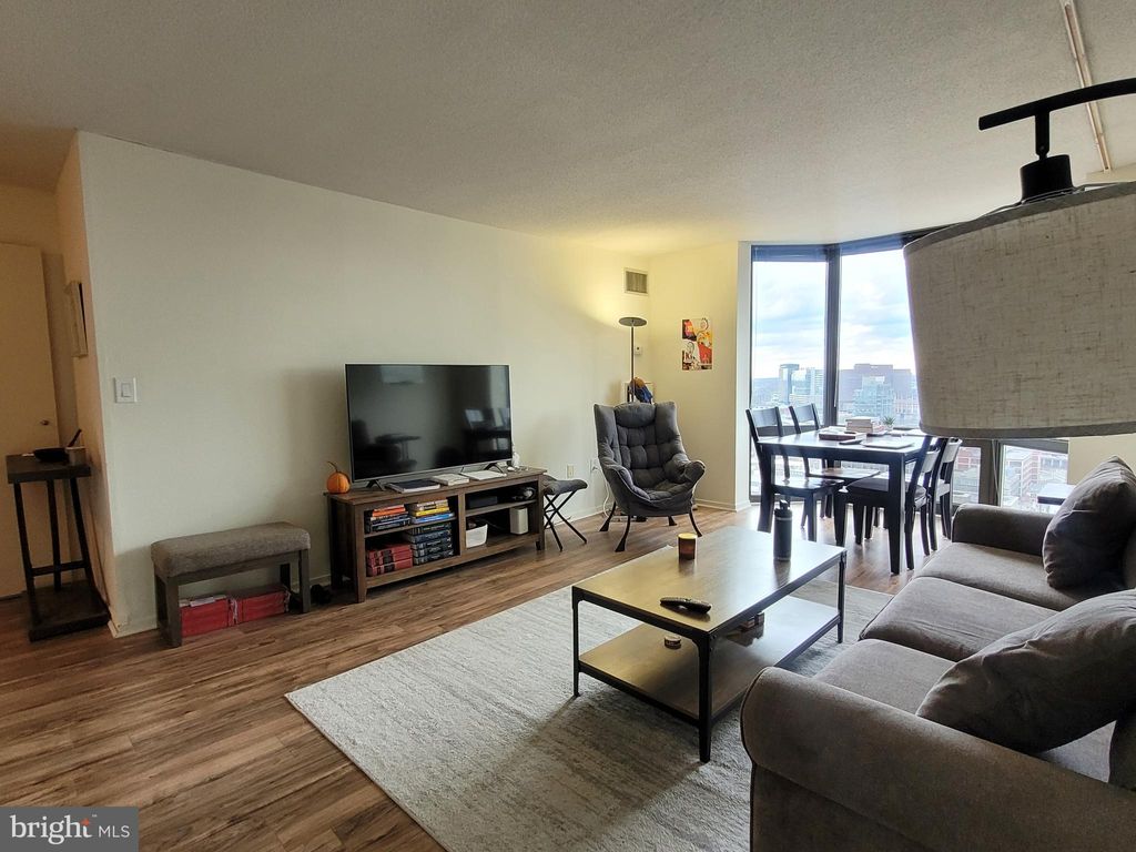 Photo of 2020 Walnut Street #27K, PHILADELPHIA, PA 19103 (MLS # PAPH2569796)
