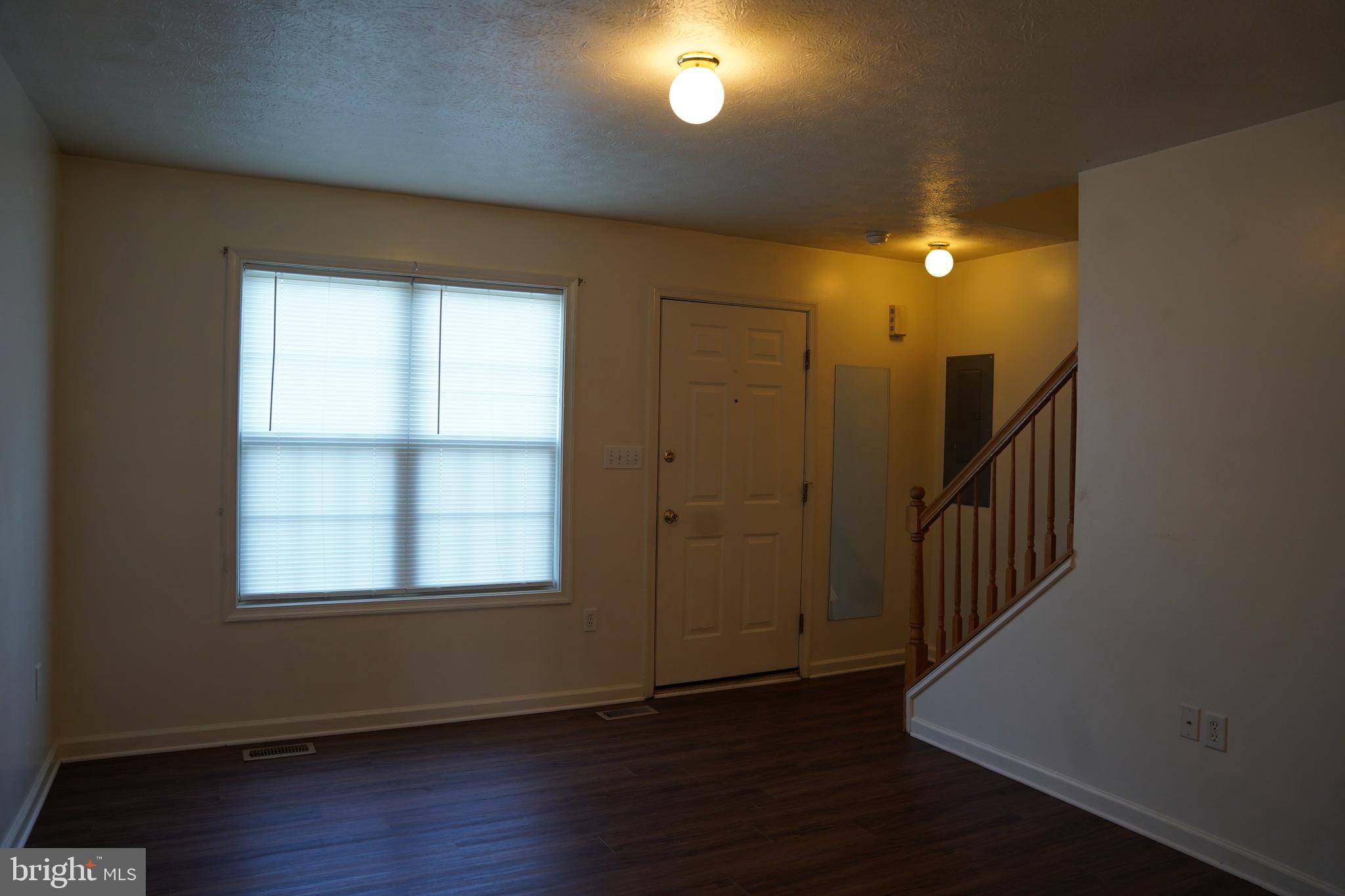 SULPHUR SPRINGS TOWNHOMES - Residential Lease