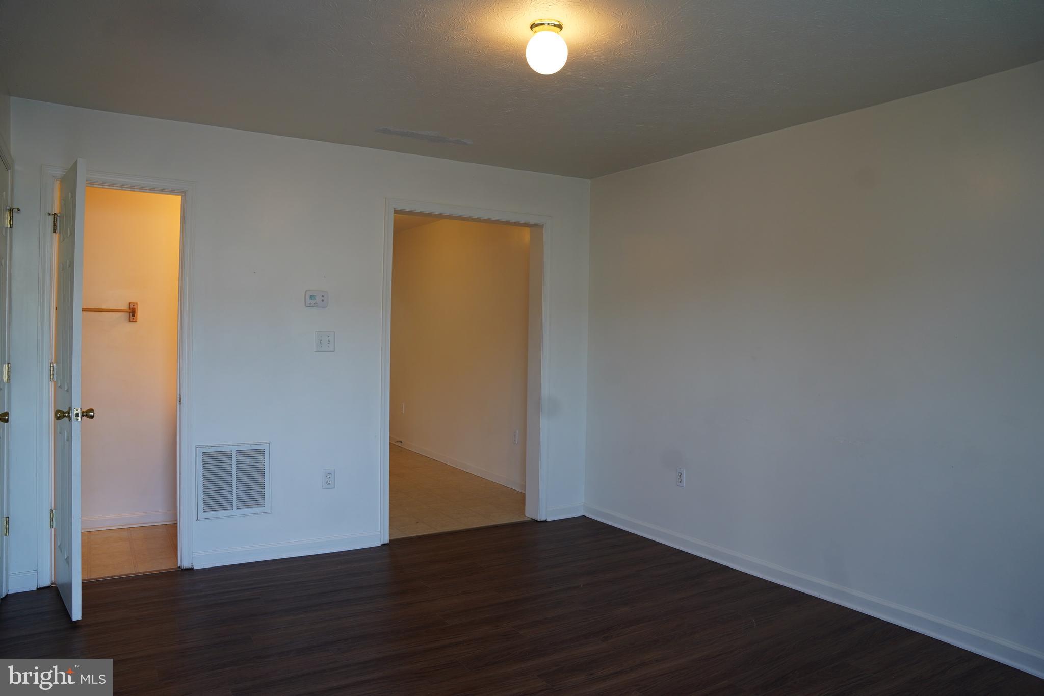 SULPHUR SPRINGS TOWNHOMES - Residential Lease