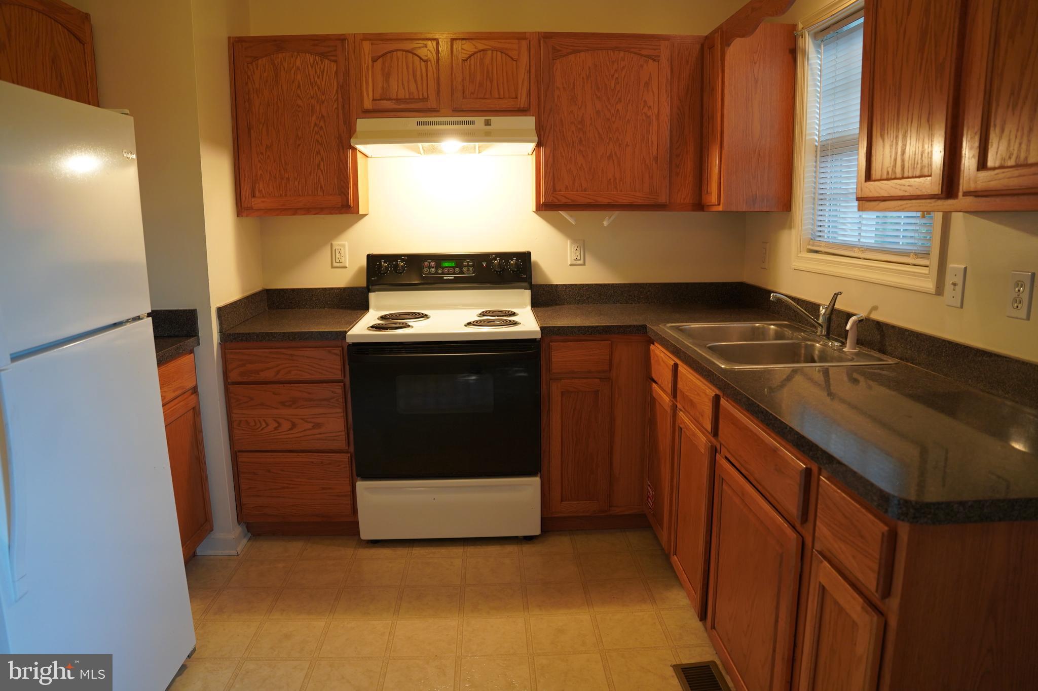 SULPHUR SPRINGS TOWNHOMES - Residential Lease