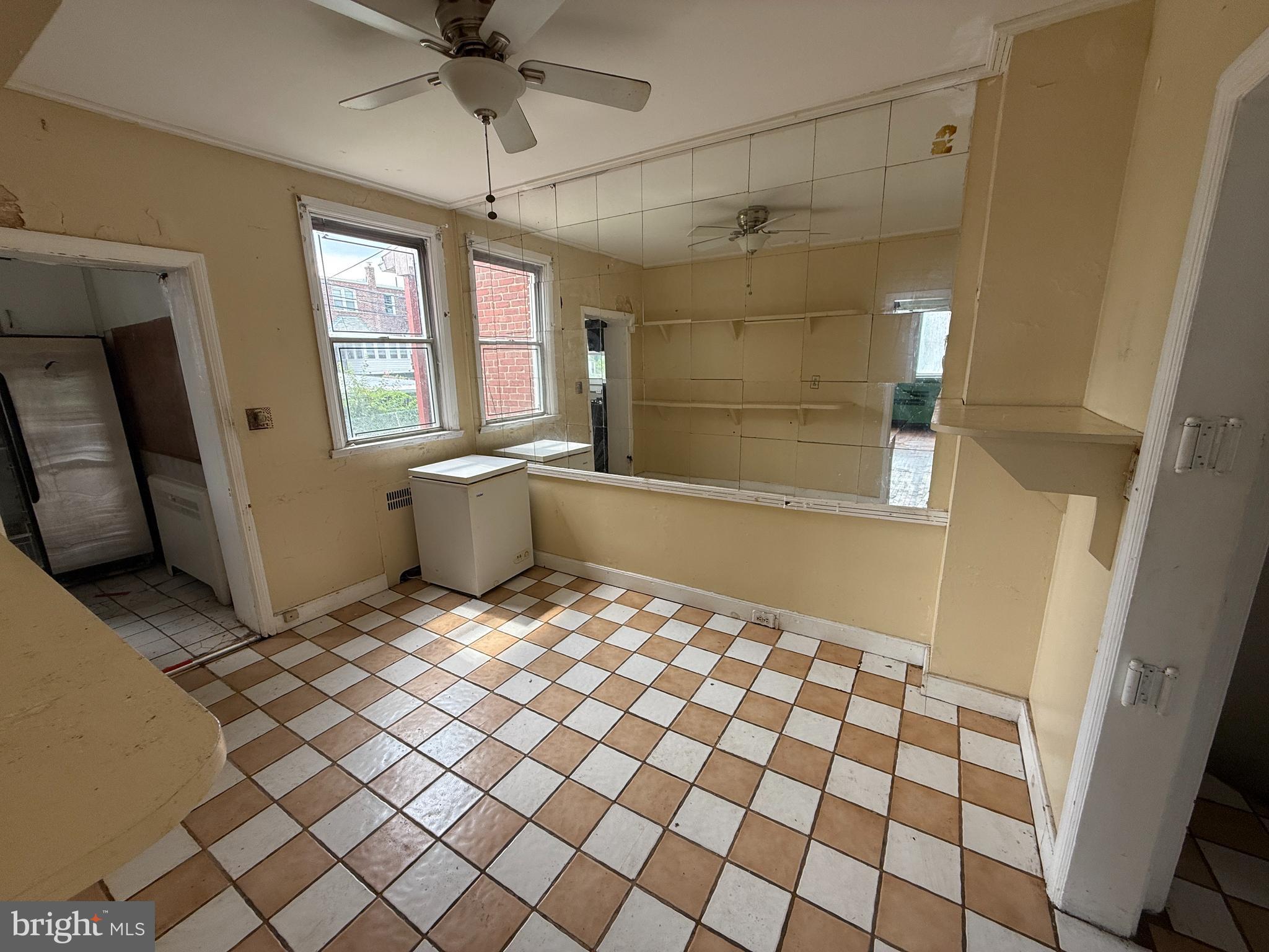 3701 COLUMBUS DRIVE