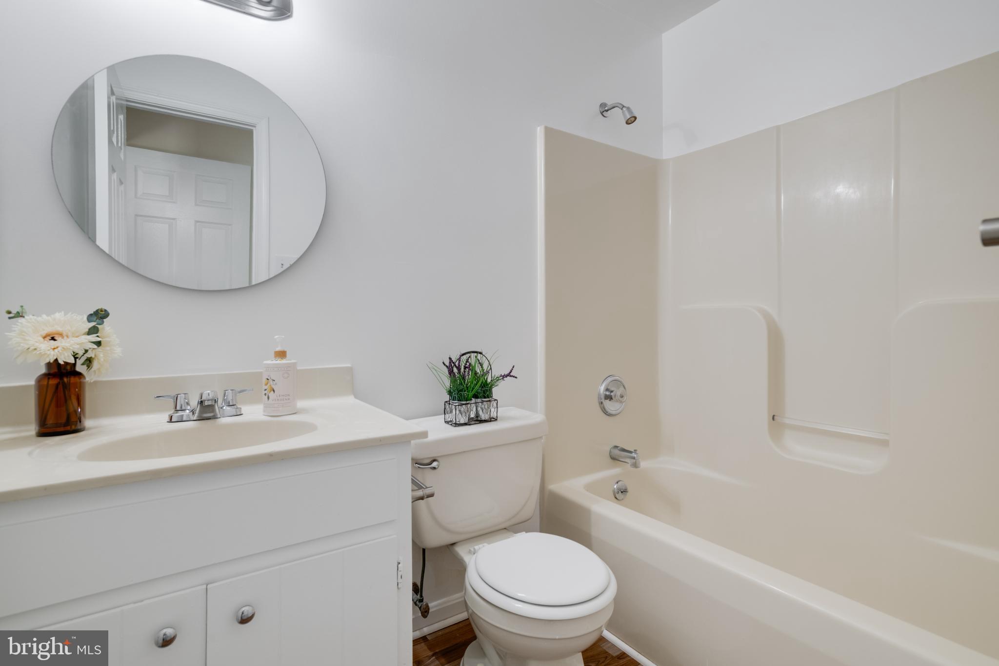 CRESTWOOD KNOLLS PH 1 - Residential