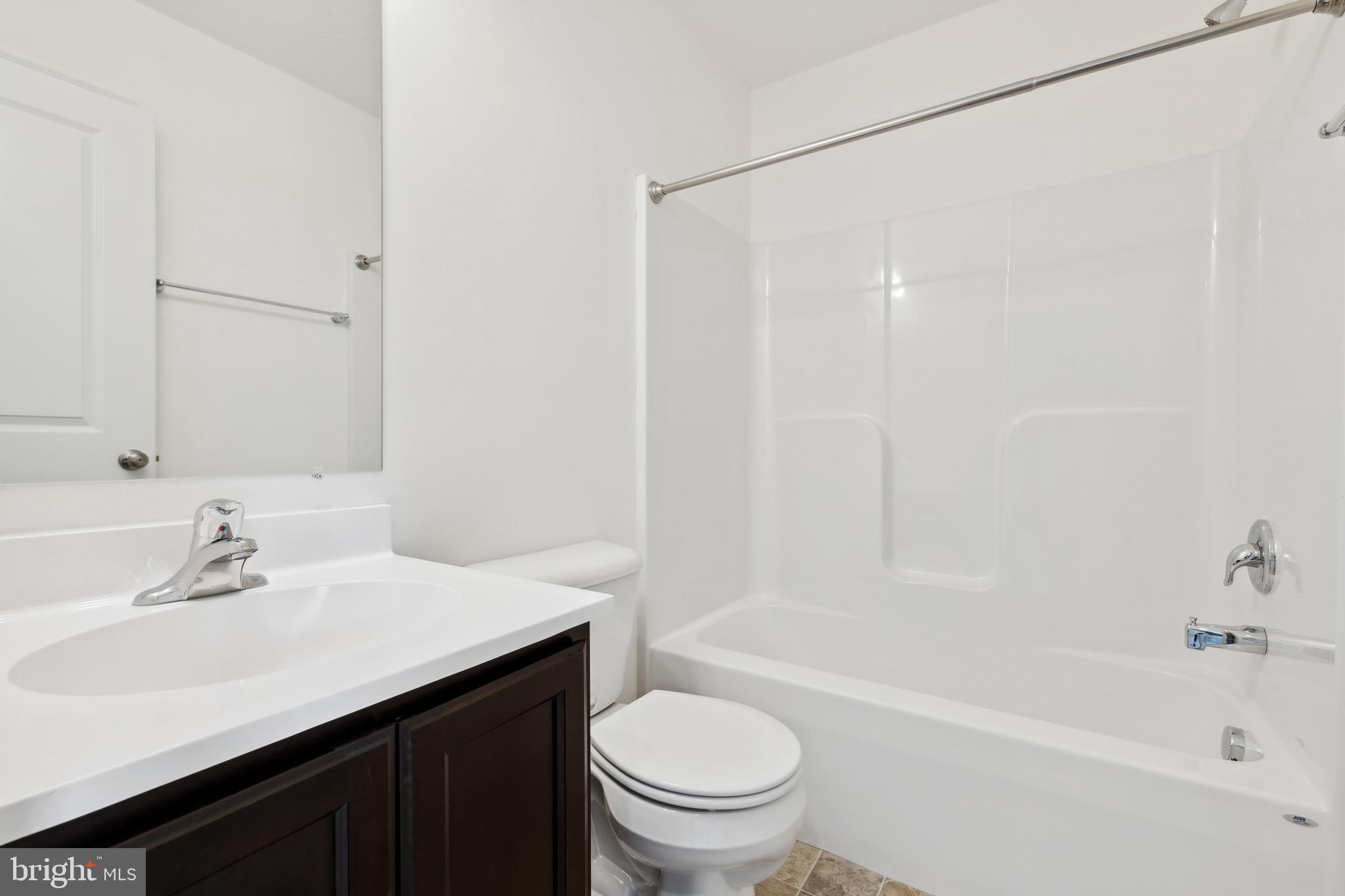 KINGS COURT AT BROWNSTONE - Residential