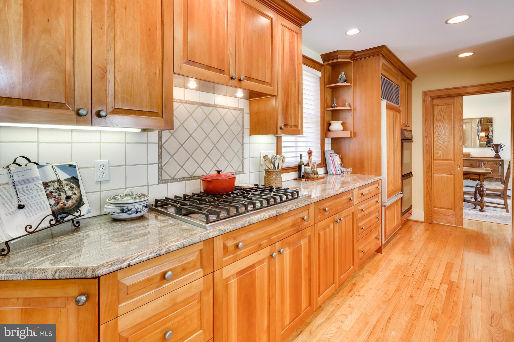 EATONS LANDING - Residential