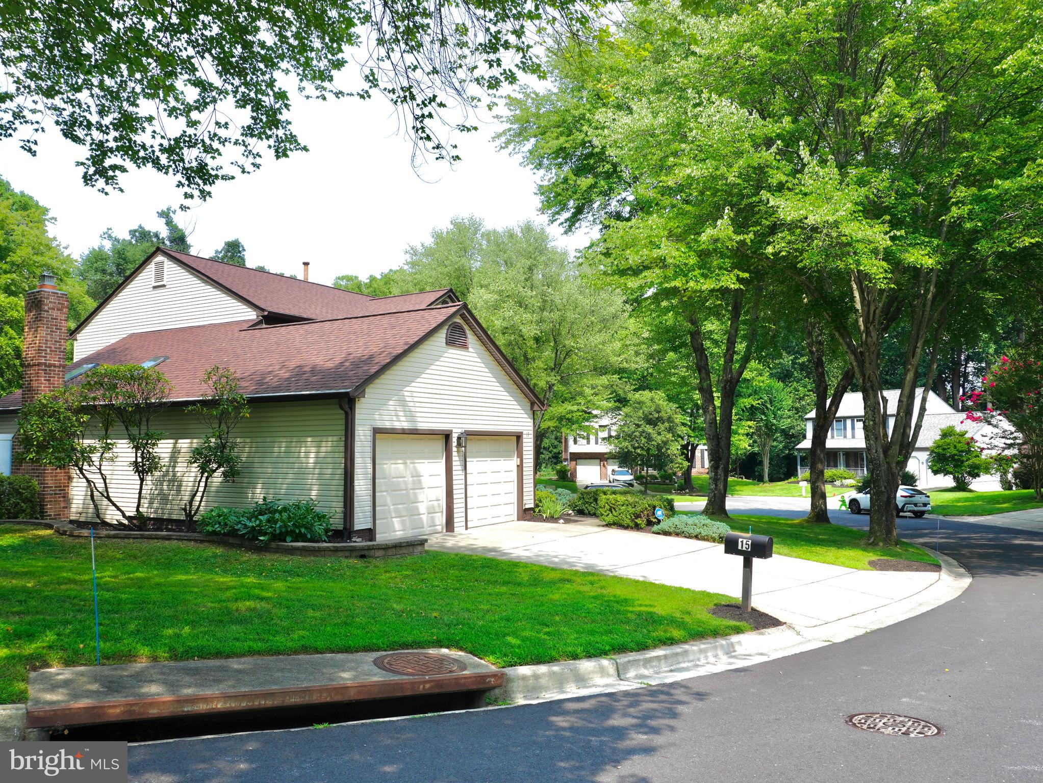 15 MIDDLEBRIDGE COURT