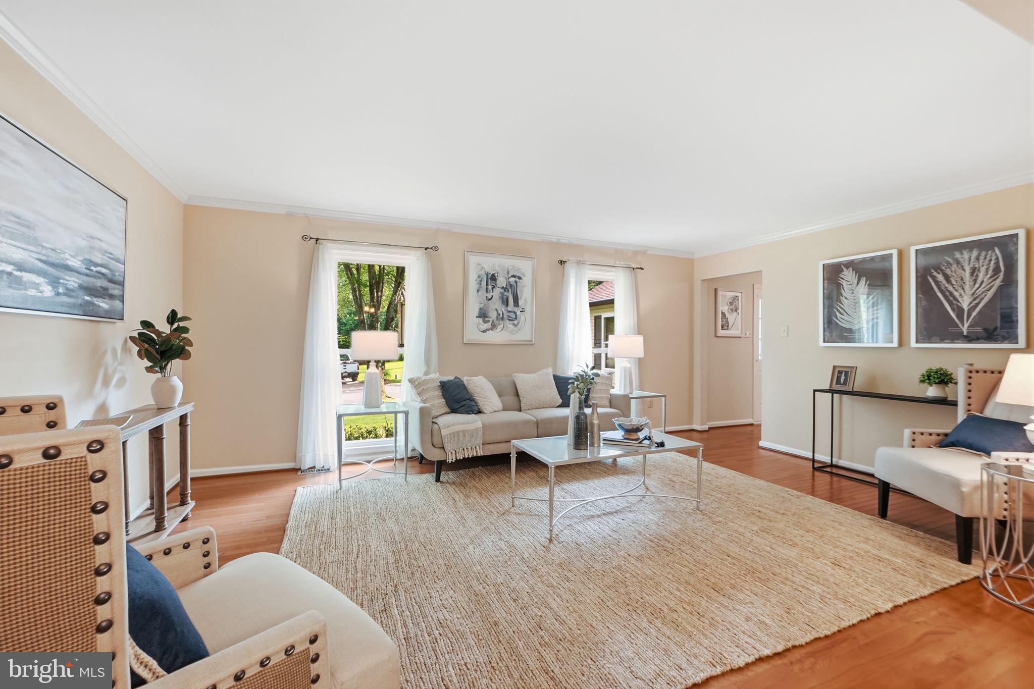 15 MIDDLEBRIDGE COURT