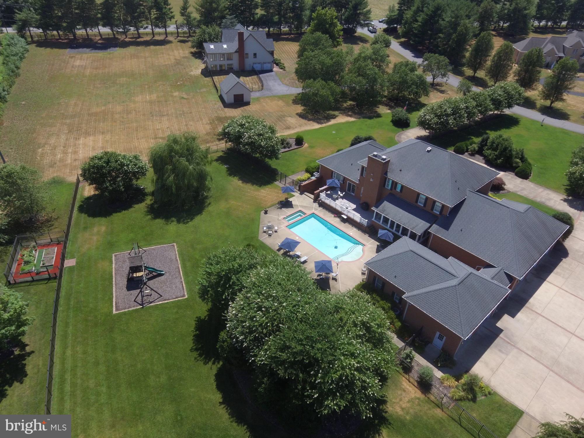 NORTH CLUB - Residential