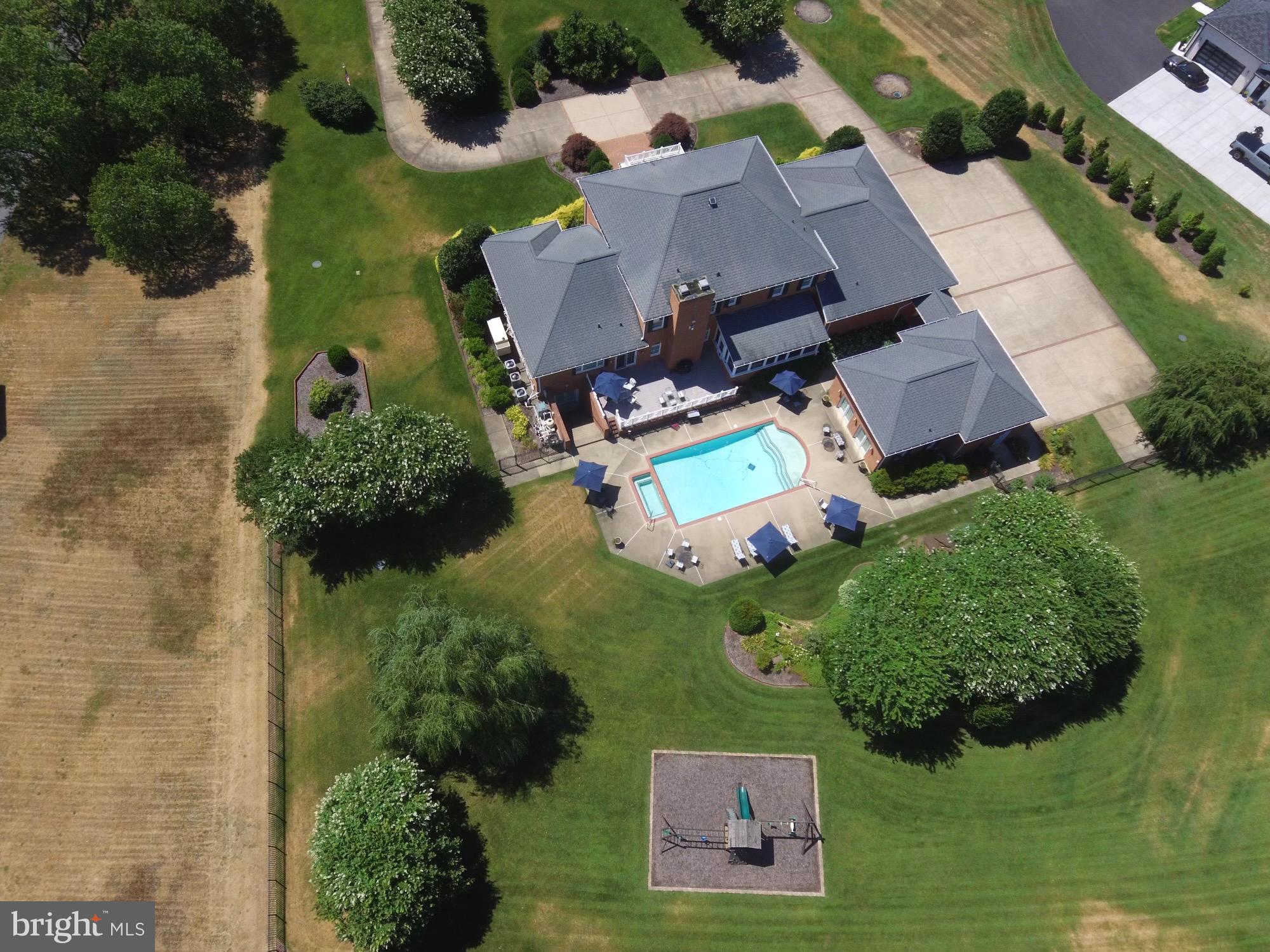 NORTH CLUB - Residential