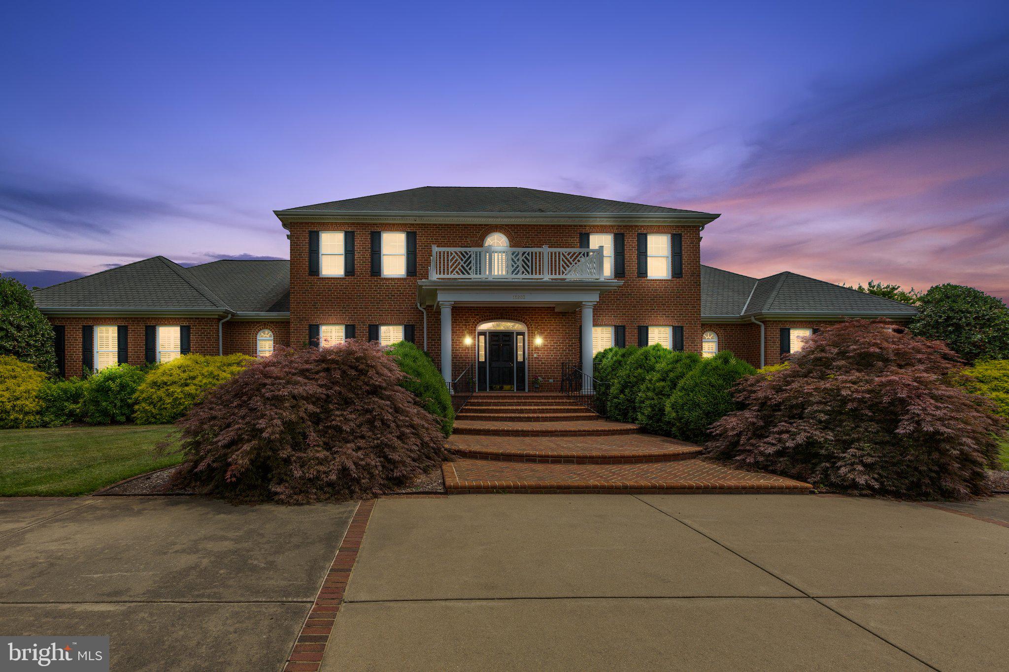 11203 NORTH CLUB DRIVE