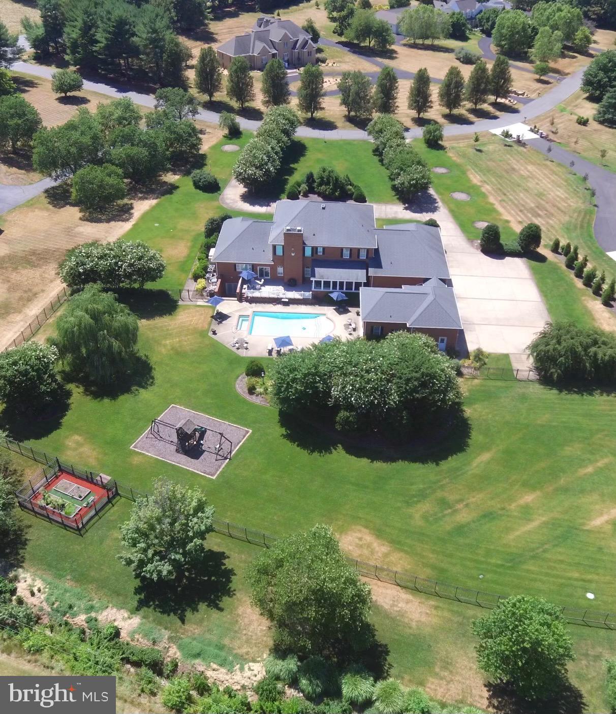 NORTH CLUB - Residential