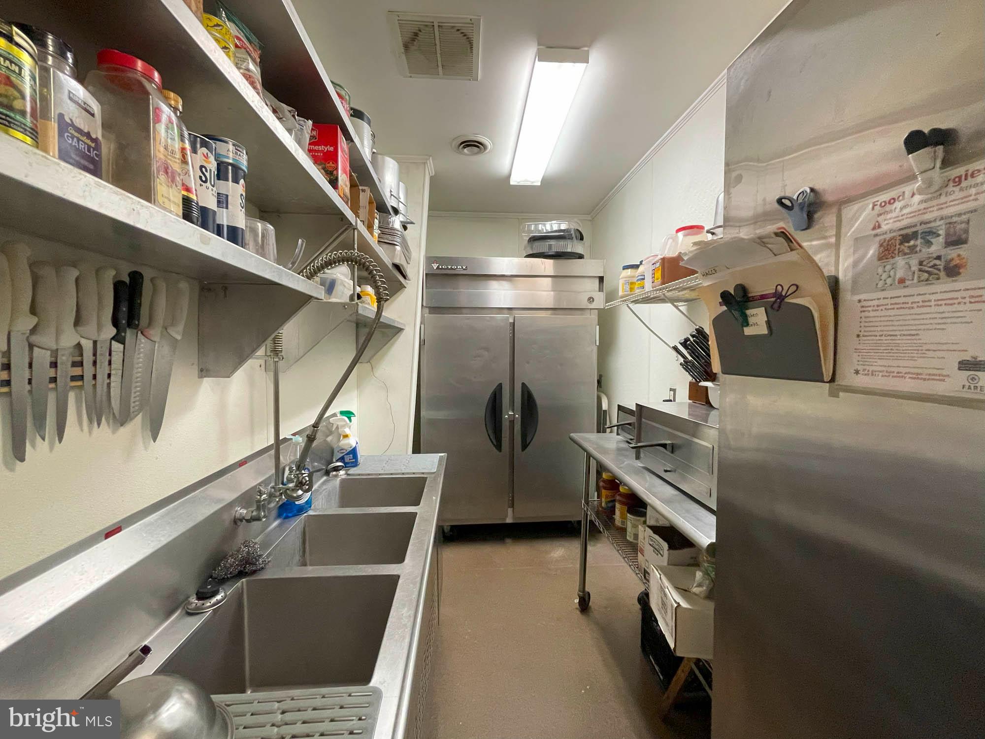 WHITE MARSH - Commercial Sale