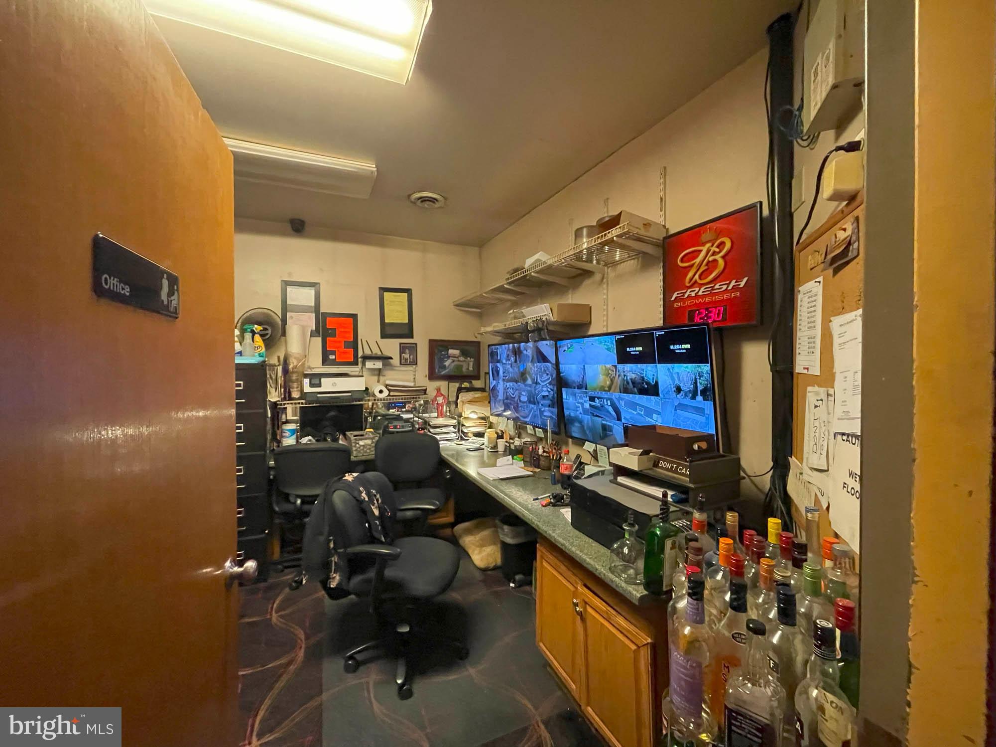 WHITE MARSH - Commercial Sale