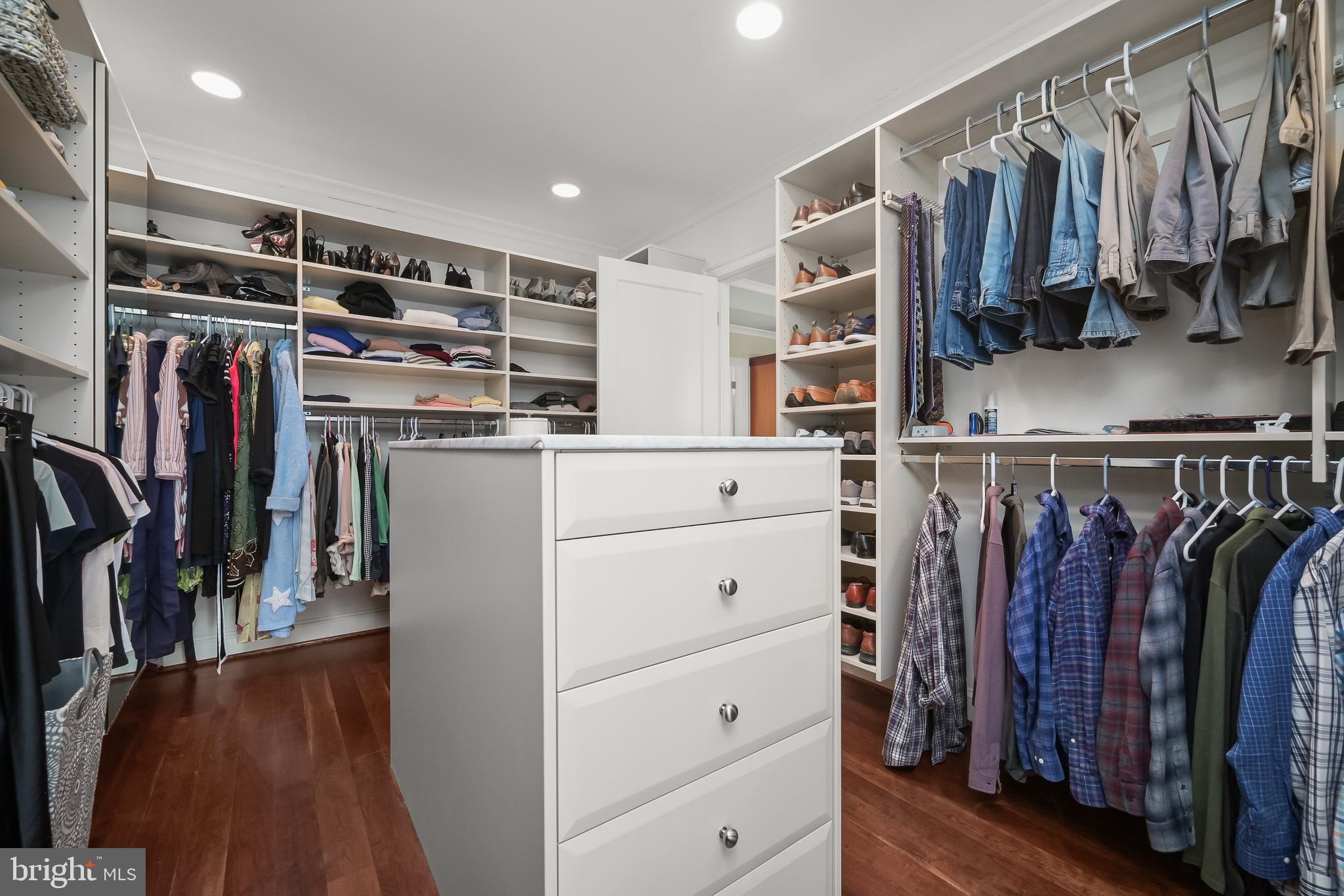 BRADLEY VILLAGE - Residential