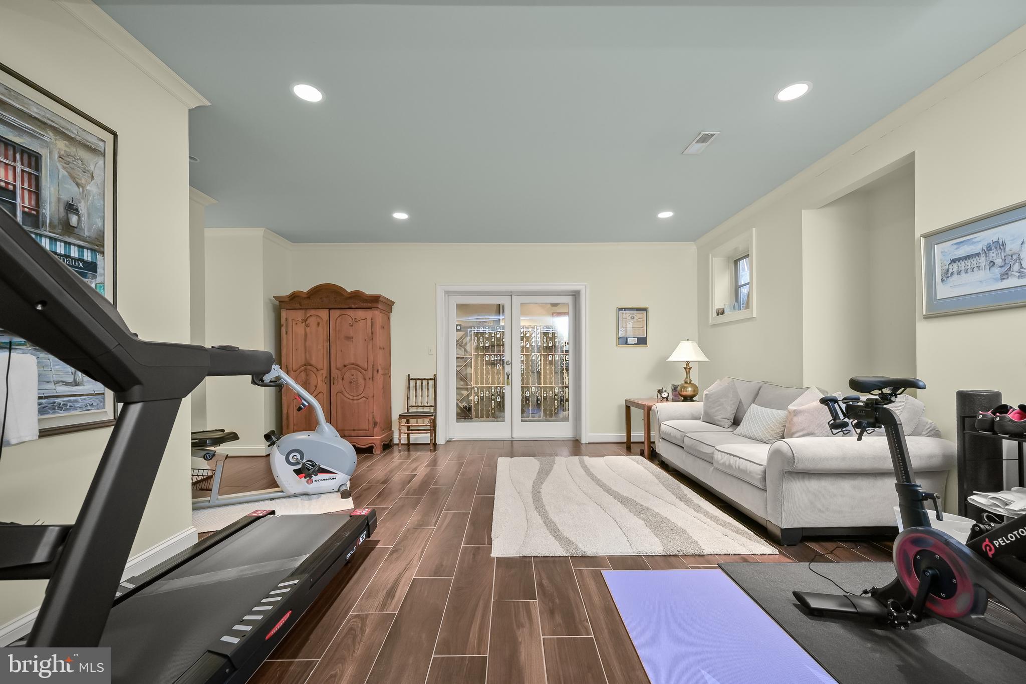 BRADLEY VILLAGE - Residential