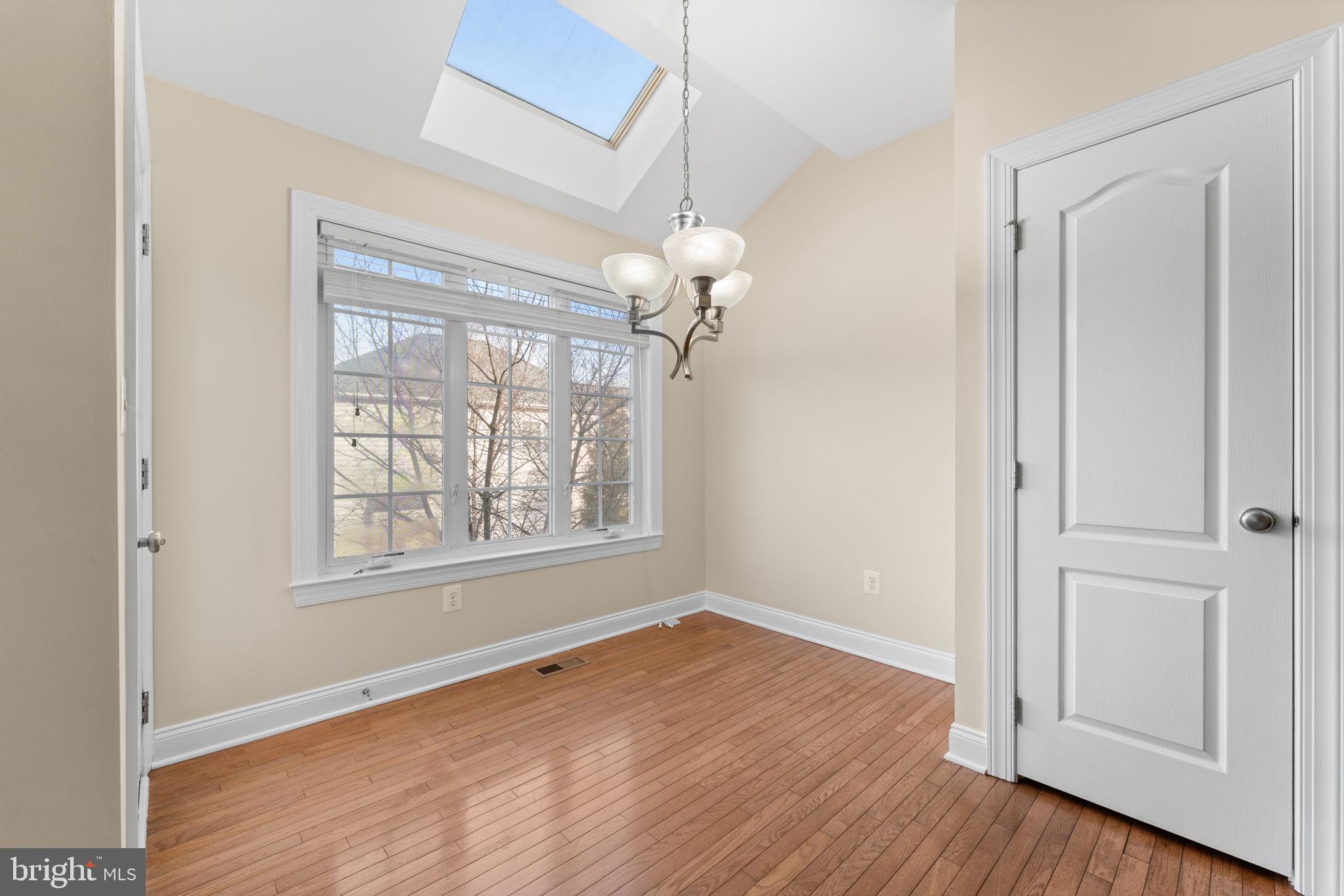 MARLBORO RIDGE - Residential