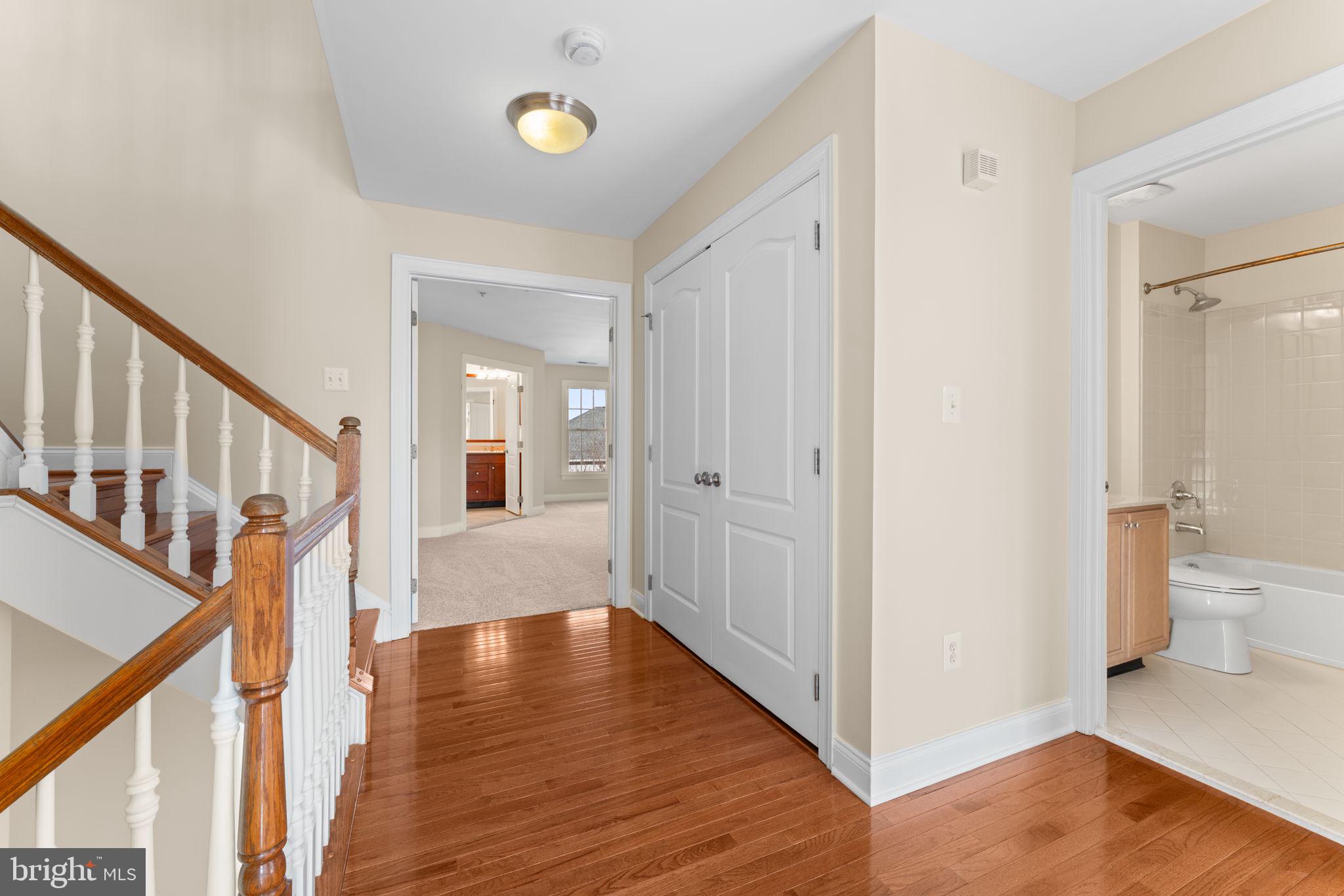 MARLBORO RIDGE - Residential