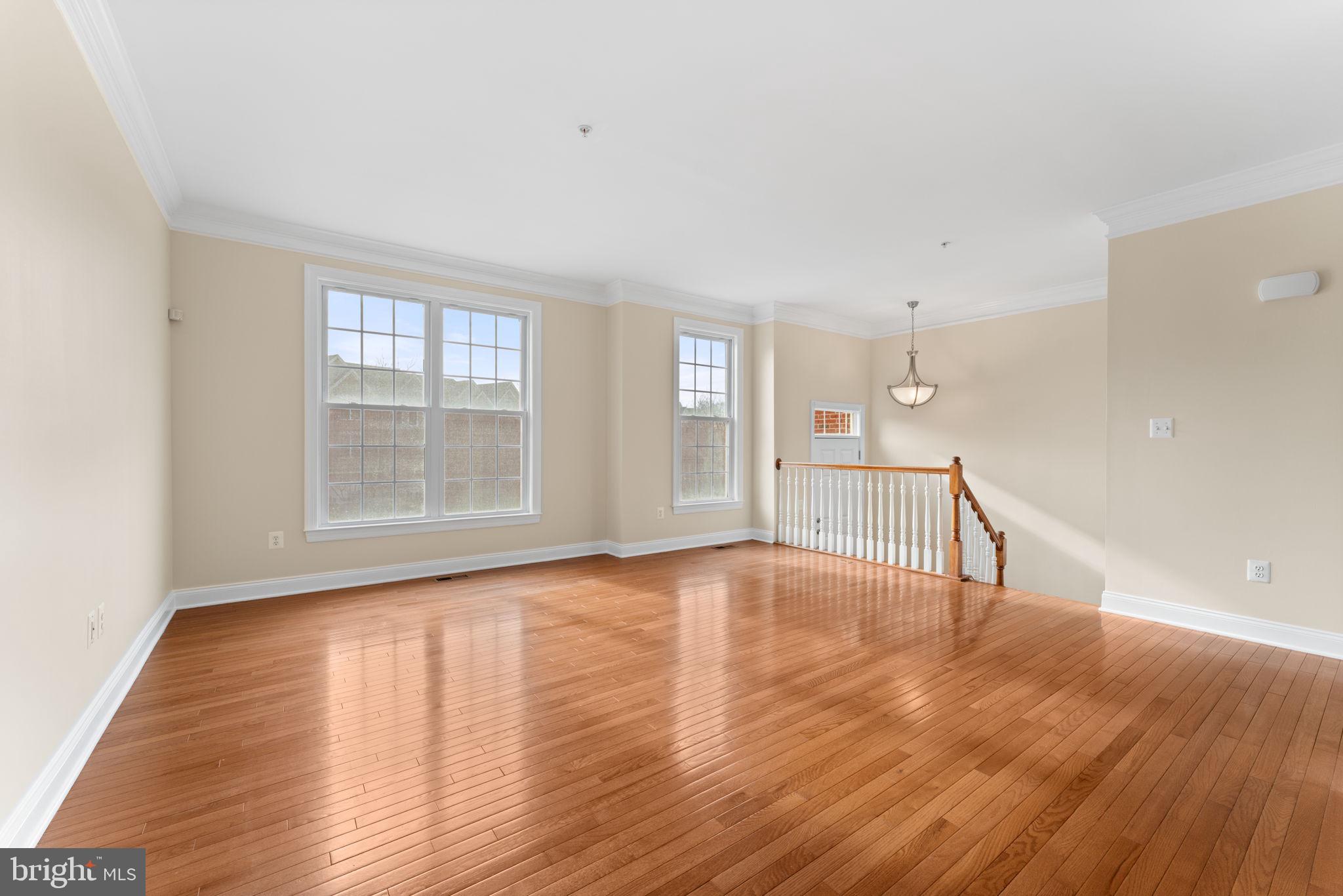 MARLBORO RIDGE - Residential