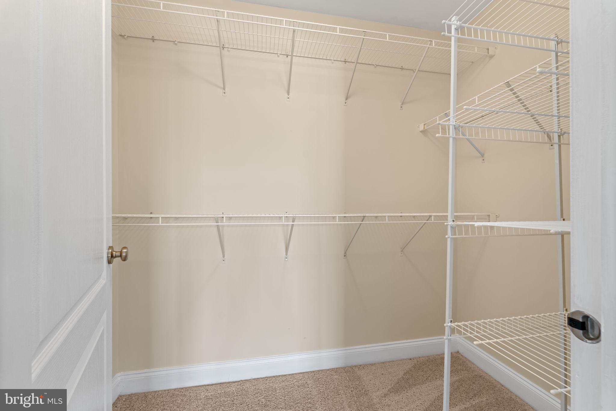 MARLBORO RIDGE - Residential