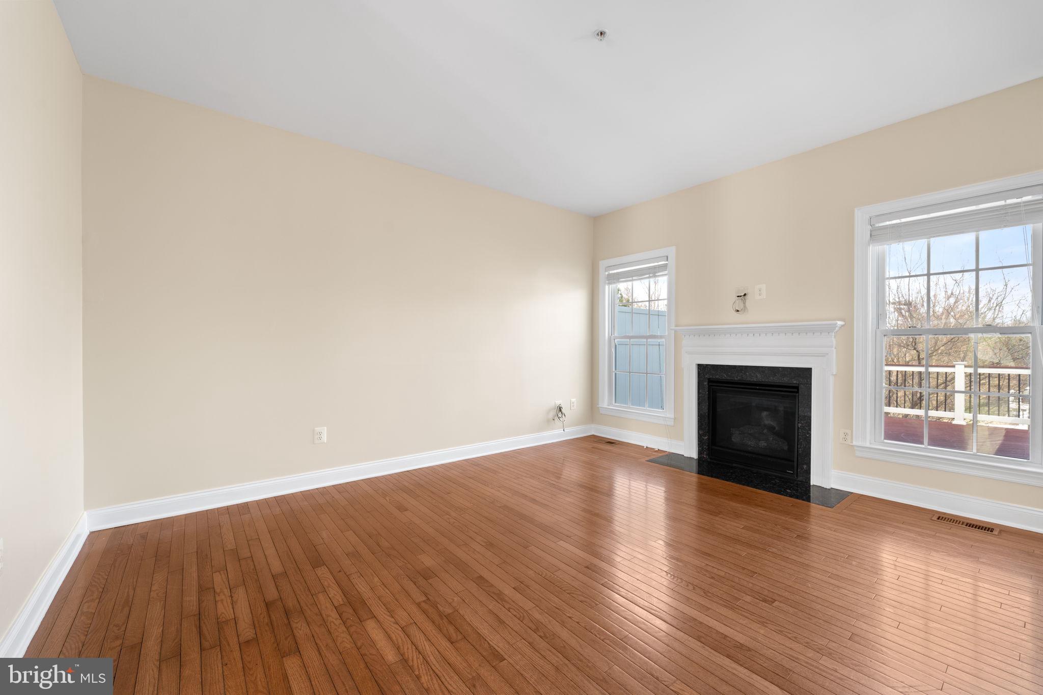 MARLBORO RIDGE - Residential