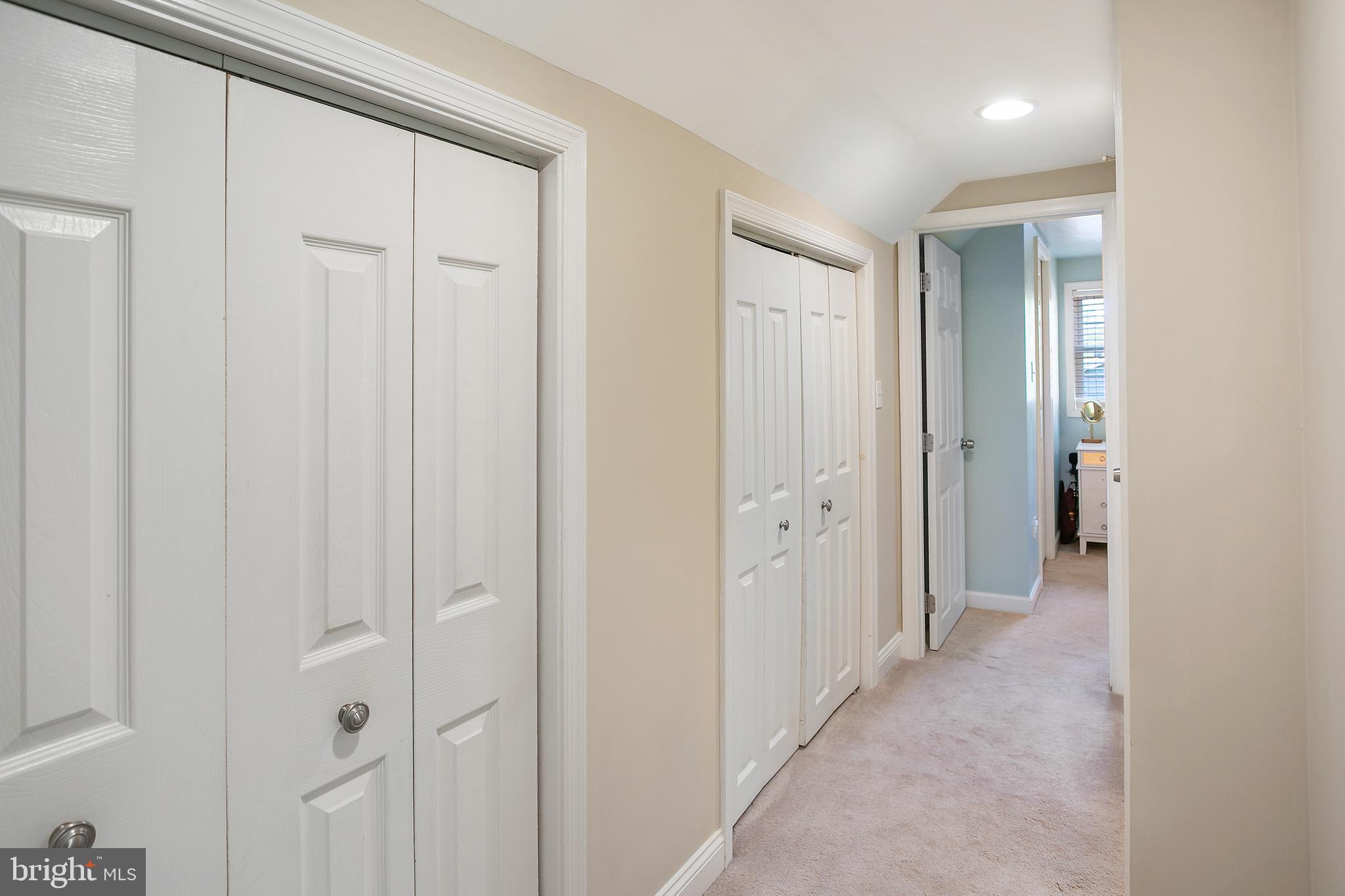 NORTH KENSINGTON - Residential
