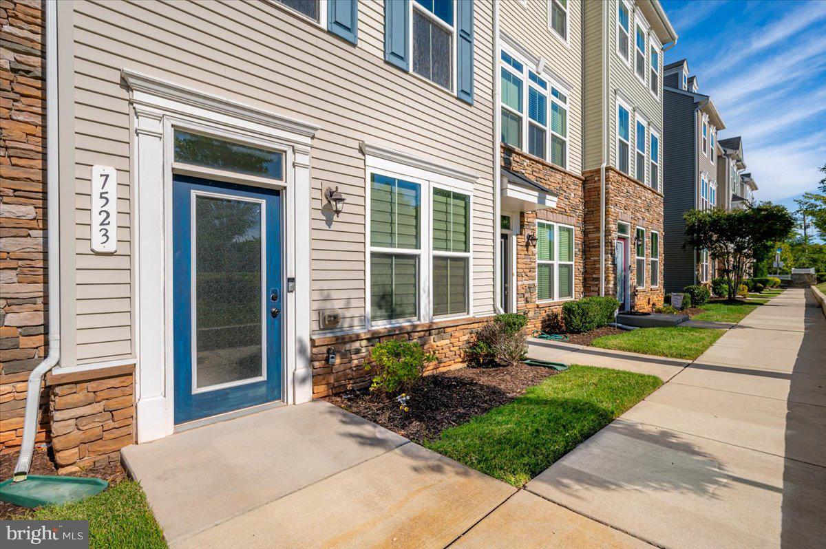 7523 MUNDELL ROAD - Photo 3
