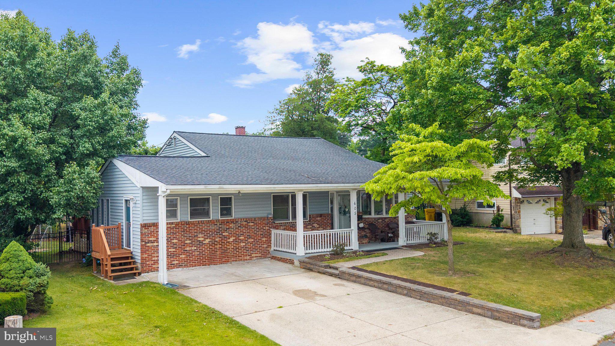605 CAROLYN ROAD