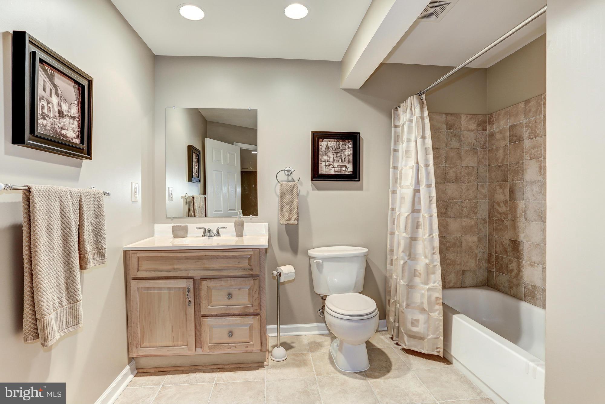 POTOMAC STATION - Residential