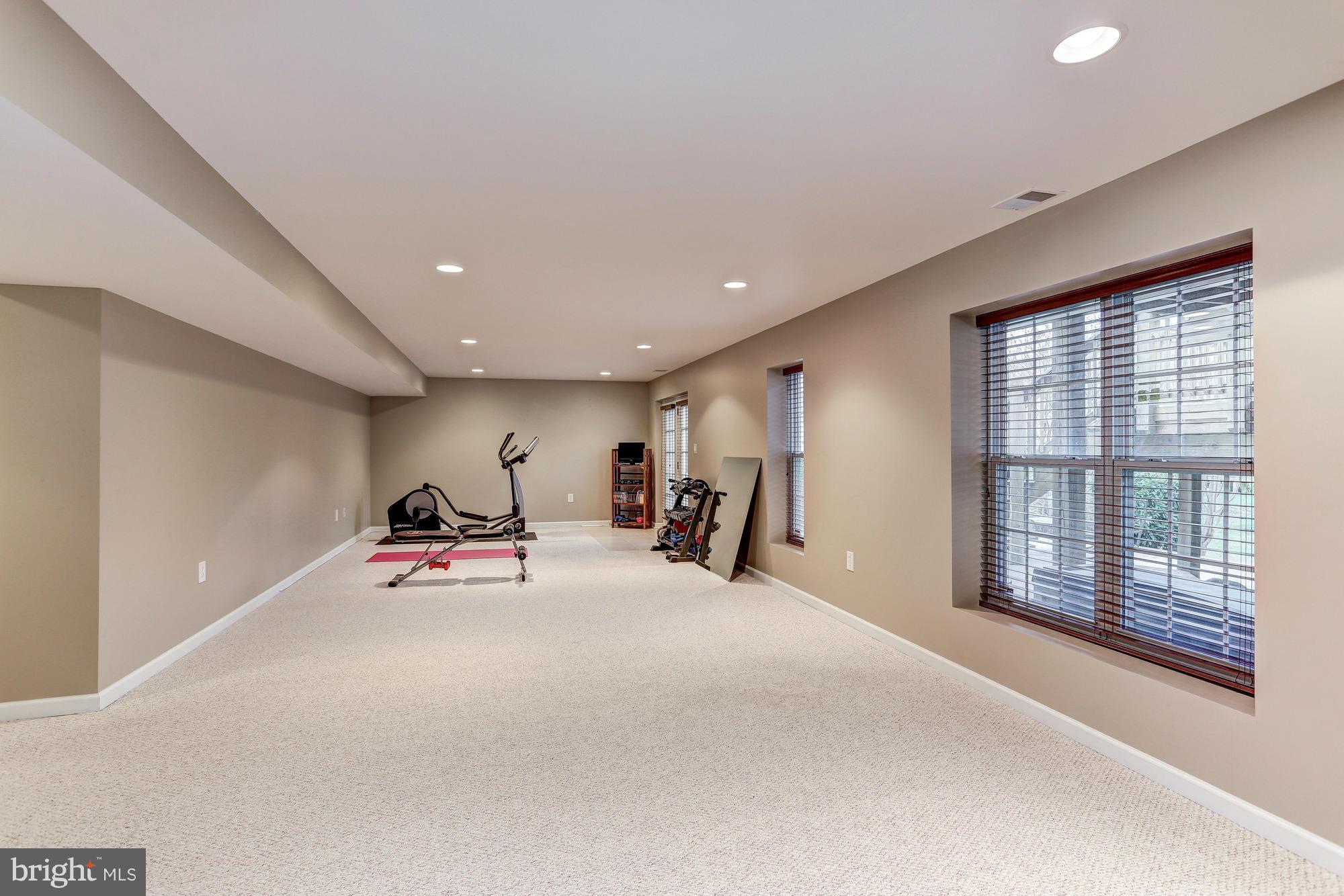 POTOMAC STATION - Residential