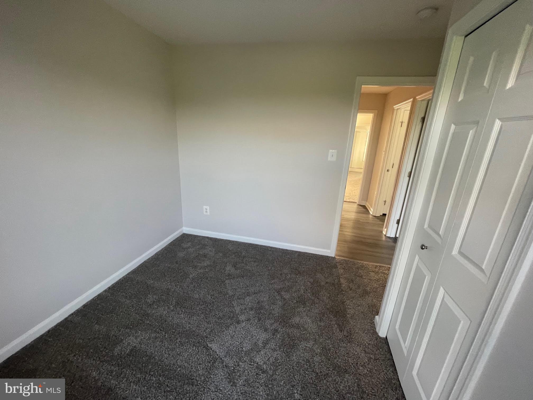 LAKELAND PLACE - Residential