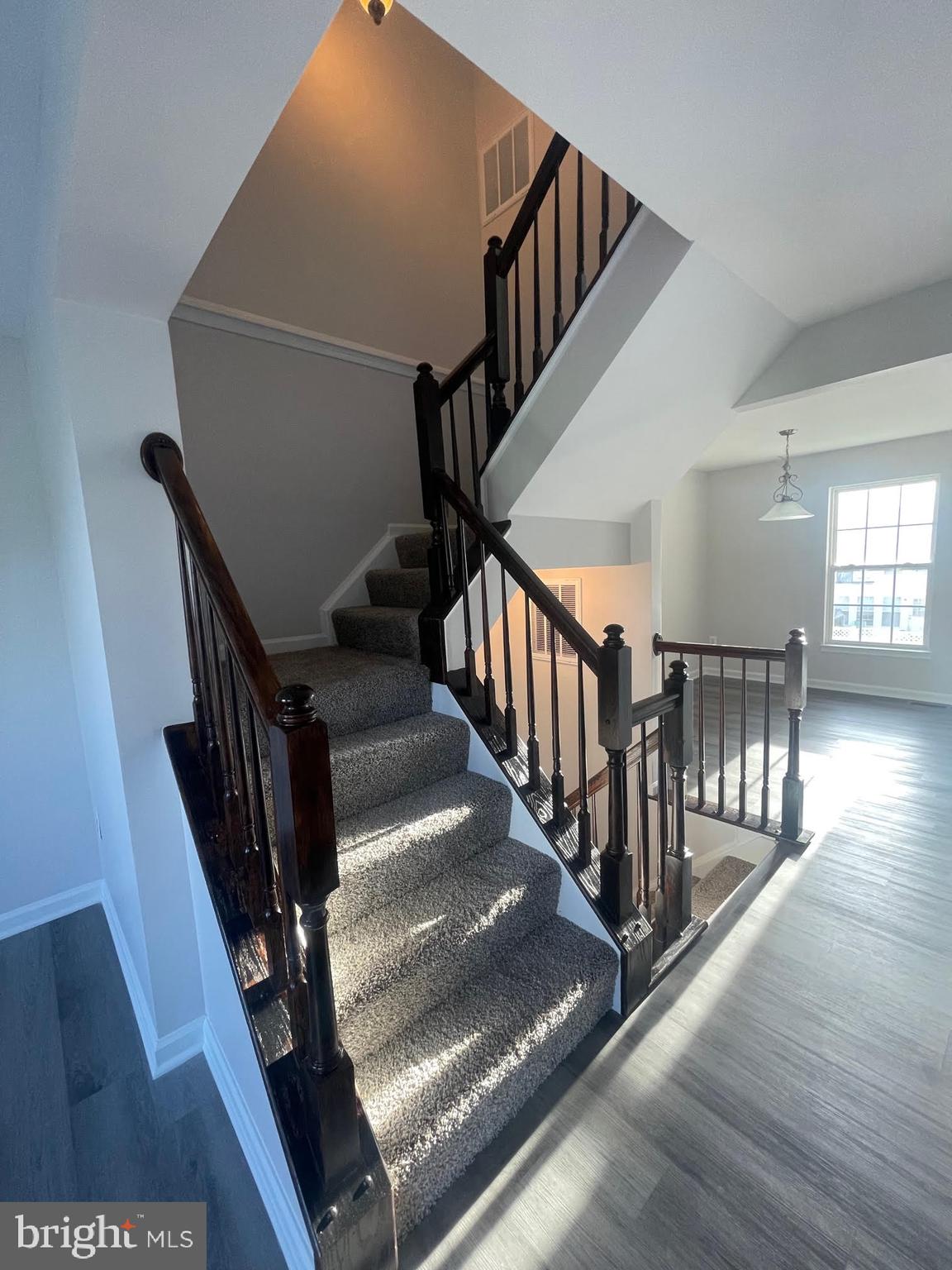 LAKELAND PLACE - Residential