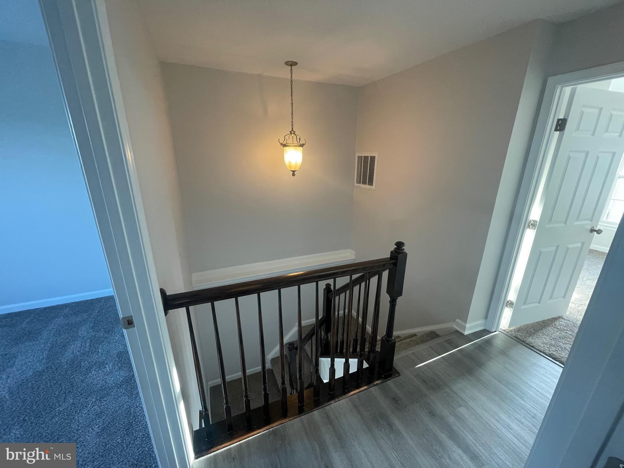 LAKELAND PLACE - Residential