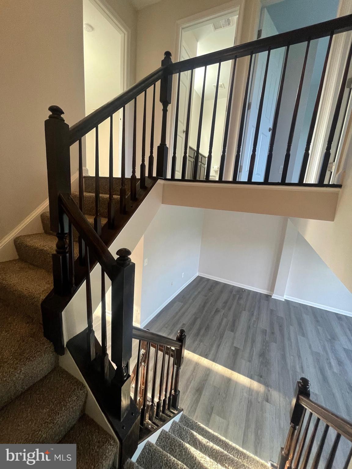 LAKELAND PLACE - Residential