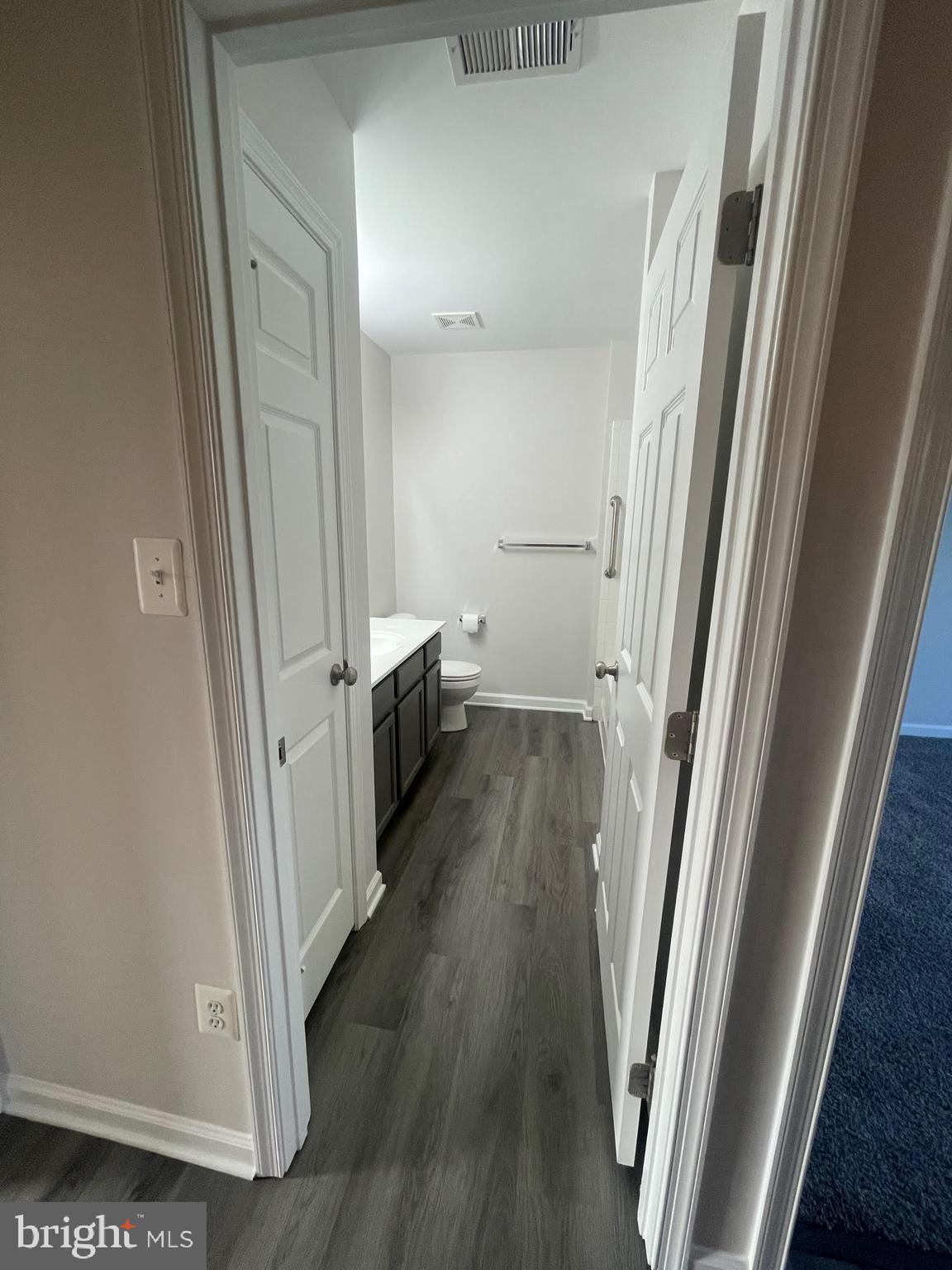 LAKELAND PLACE - Residential