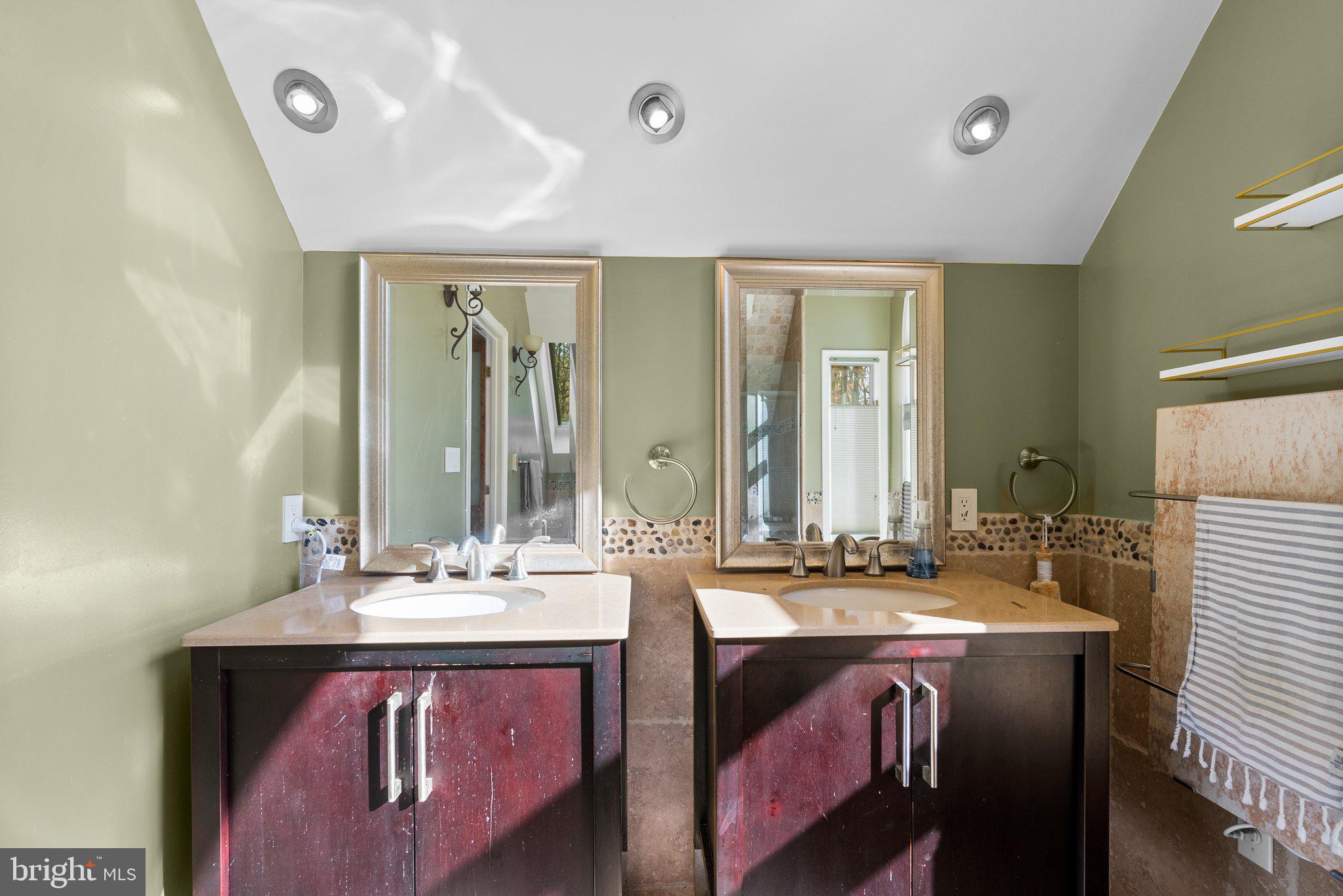 GREENE FIELDS - Residential