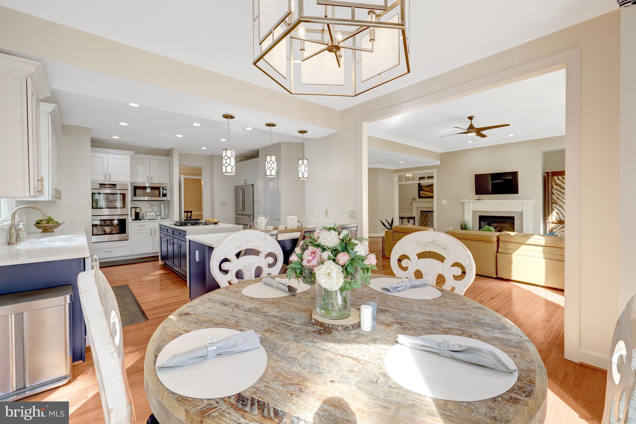 HUNTERS END - Residential