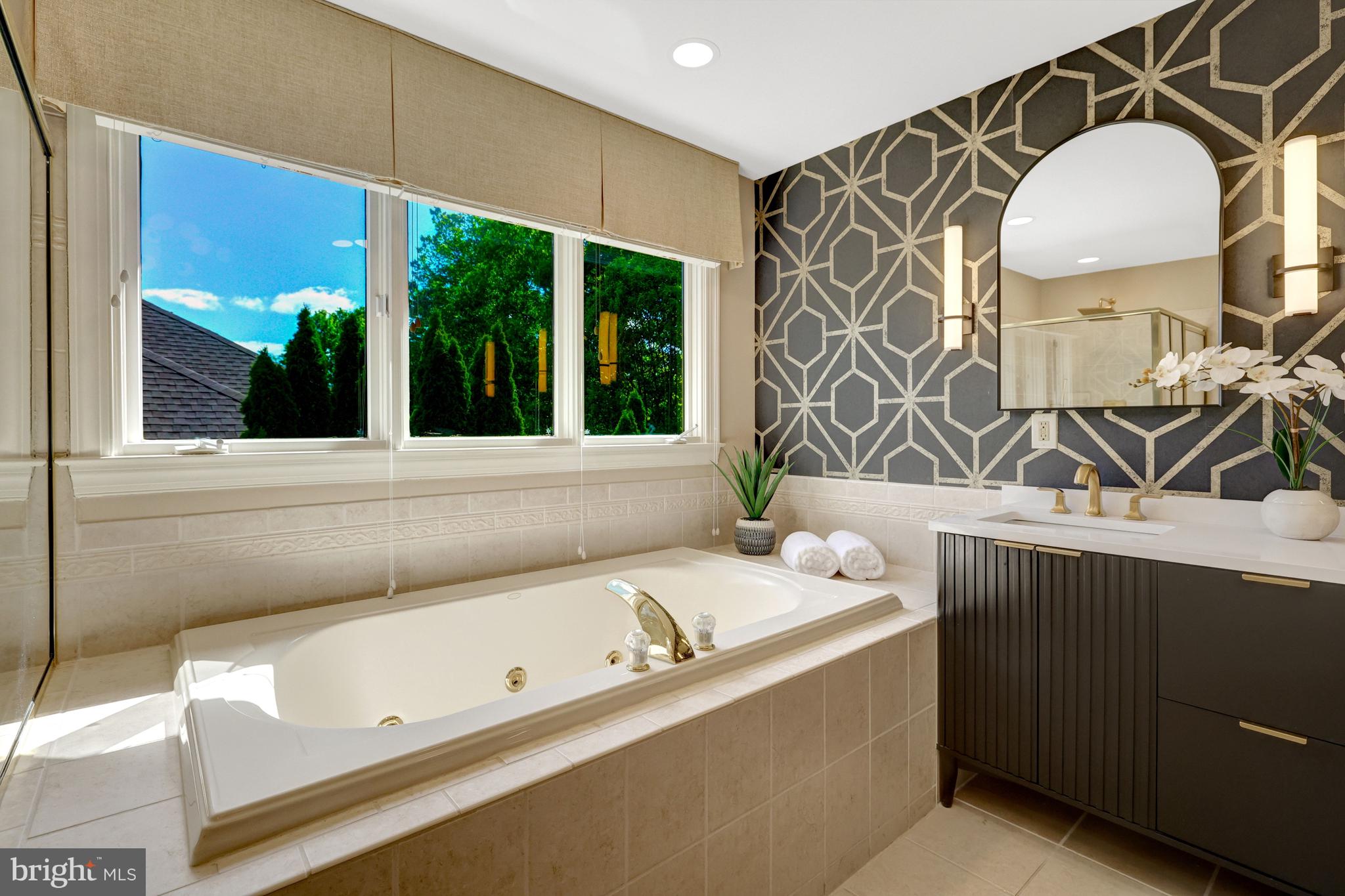 HUNTERS END - Residential