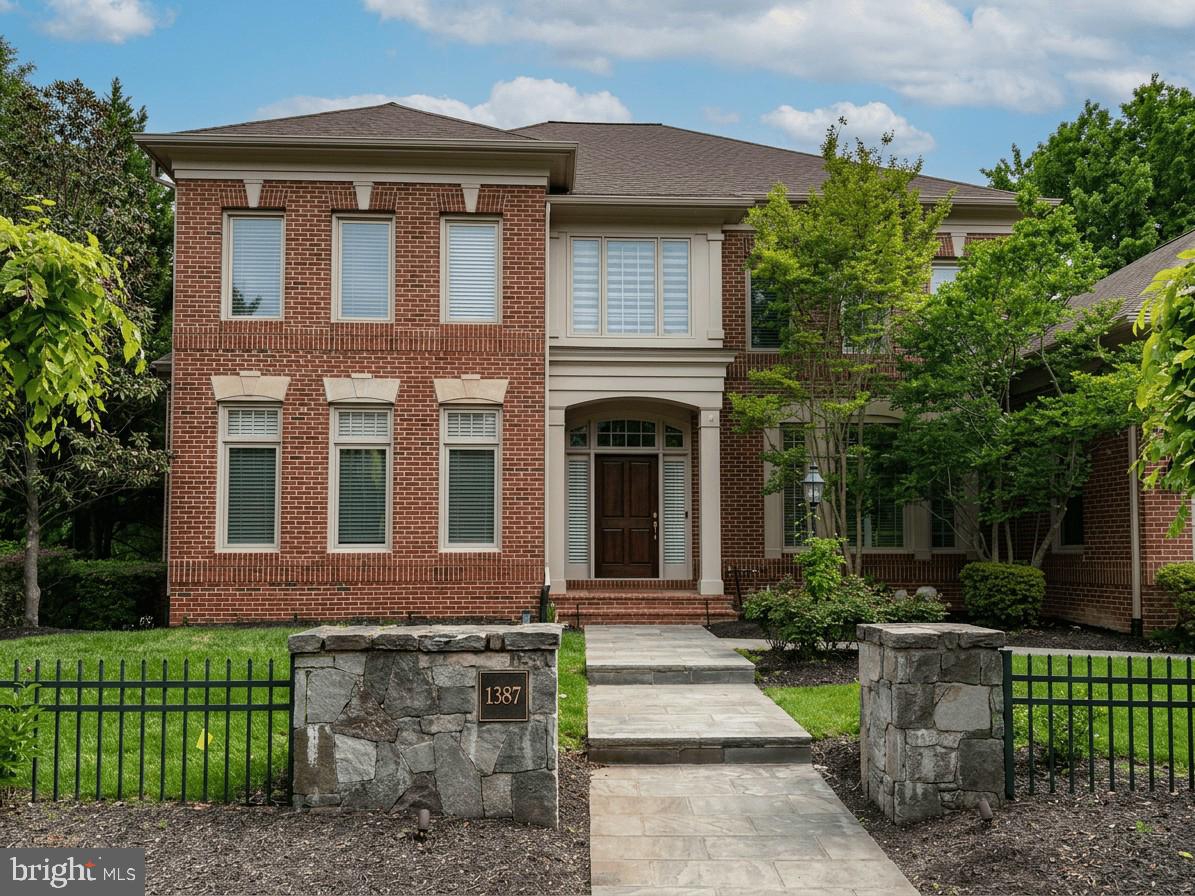 1387 CAMERON HEATH DRIVE