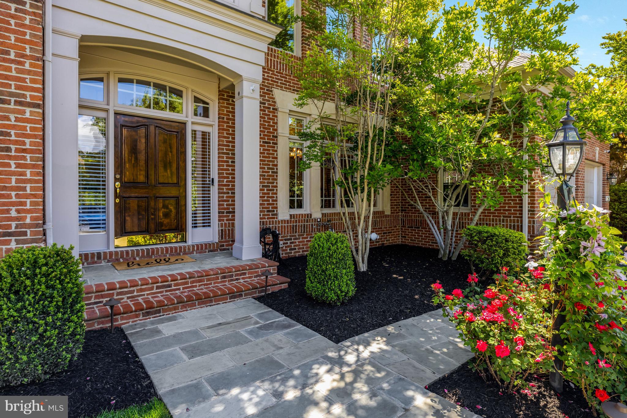 HUNTERS END - Residential