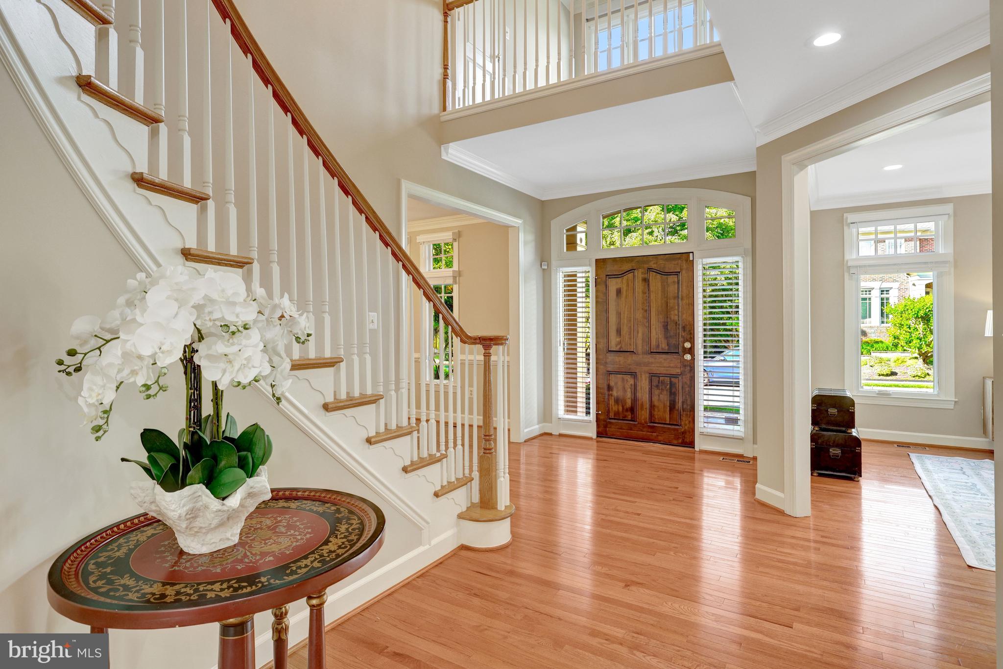 HUNTERS END - Residential