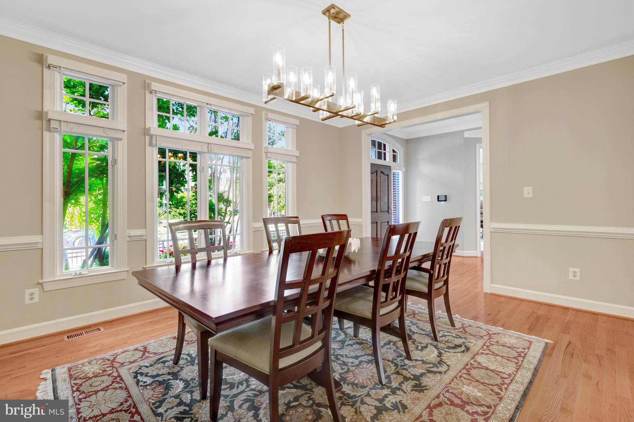 HUNTERS END - Residential