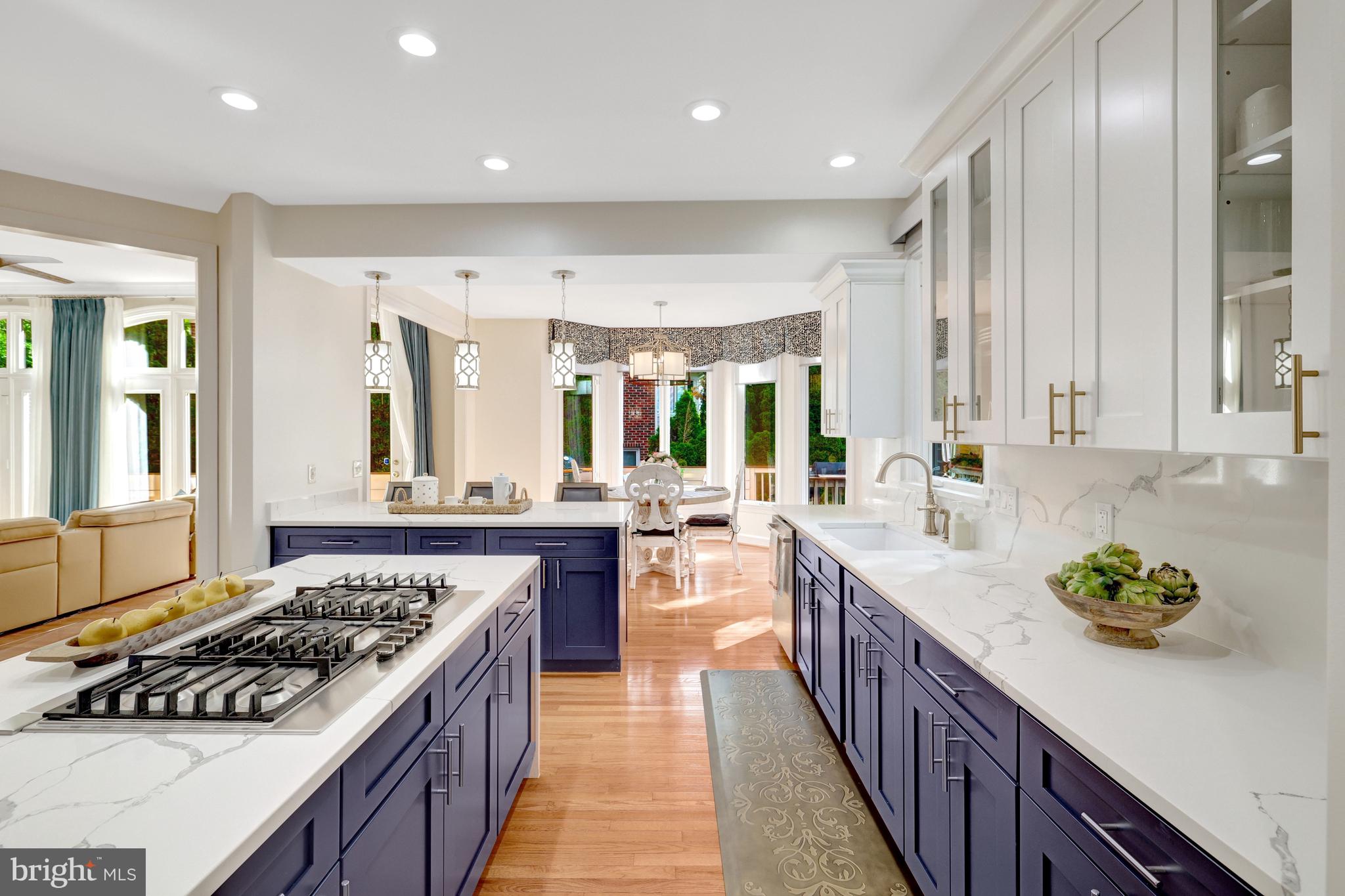 HUNTERS END - Residential