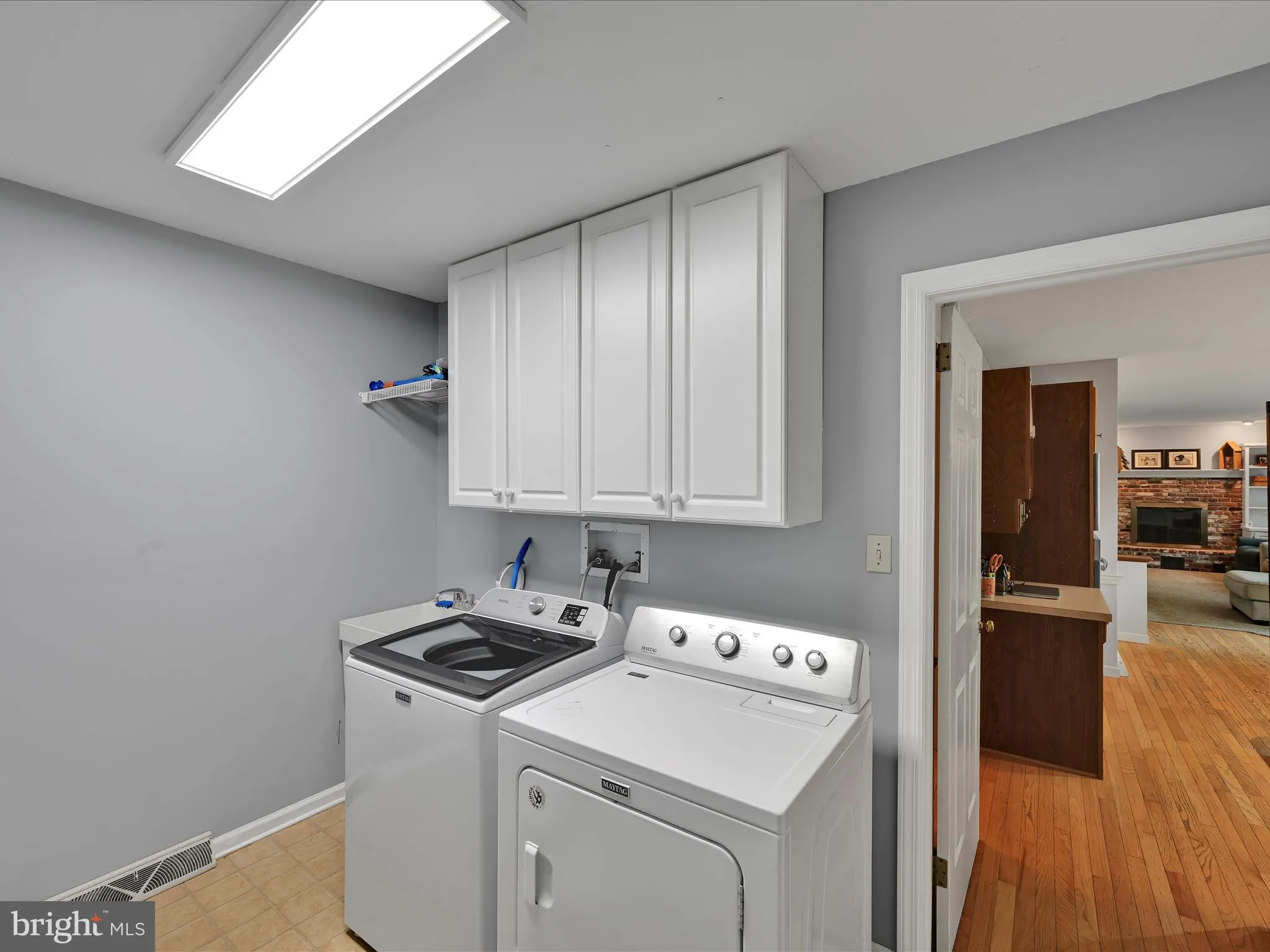 Willow Street, Pennsylvania 17584, United States, 5 Bedrooms Bedrooms, ,3 BathroomsBathrooms,Residential,Pending,175580