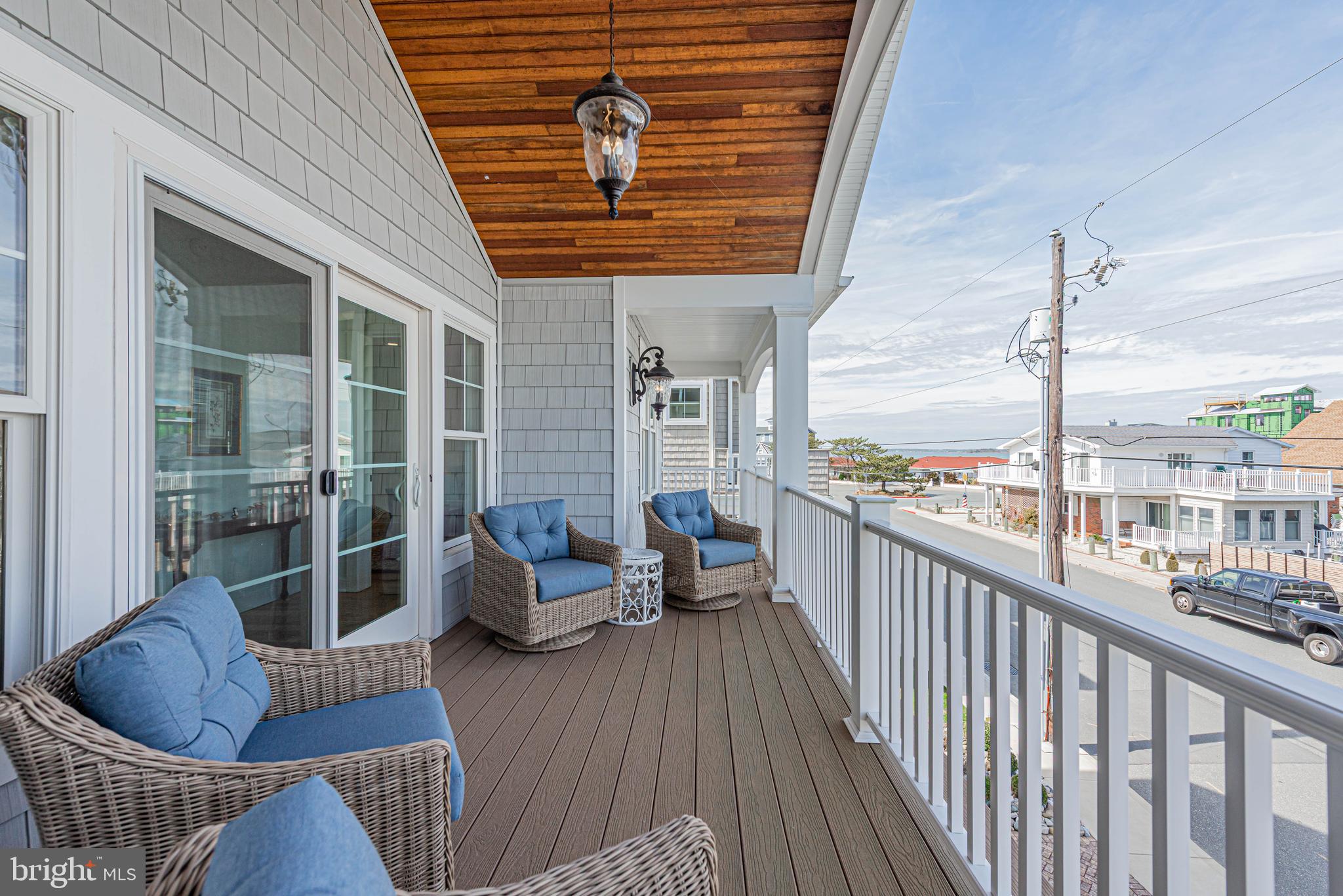 CAINE KEYS II EXT - Residential