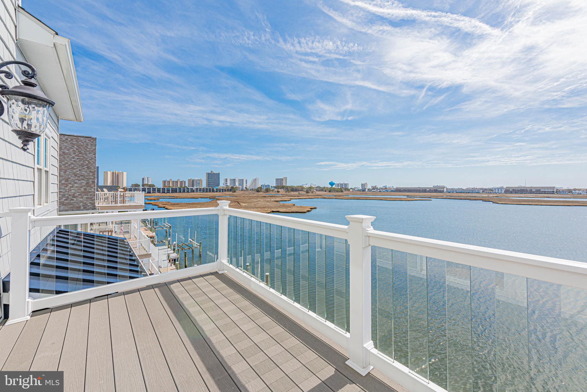 CAINE KEYS II EXT - Residential